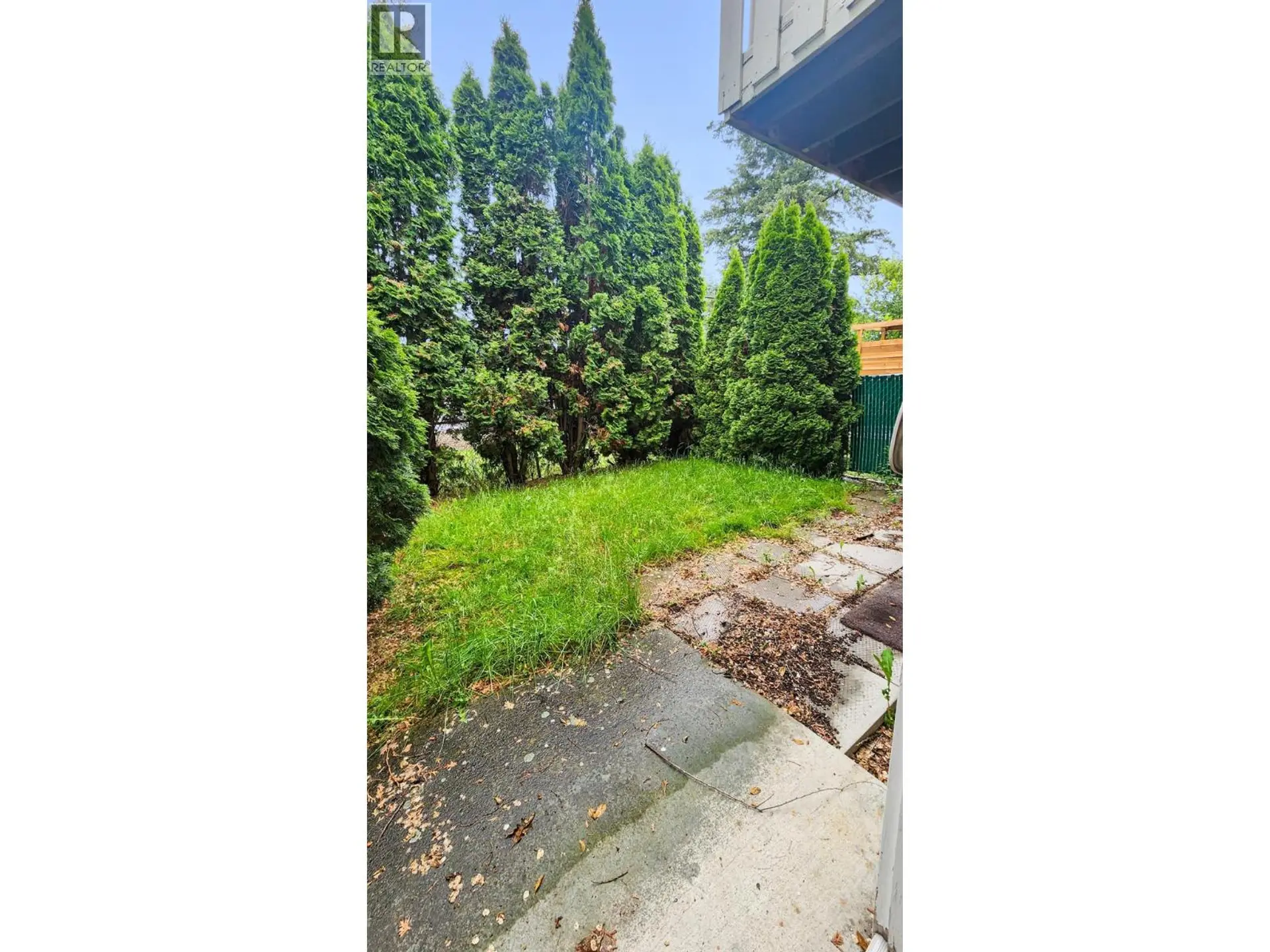 Property at 592 MCCURDY ROAD, Kelowna, BC