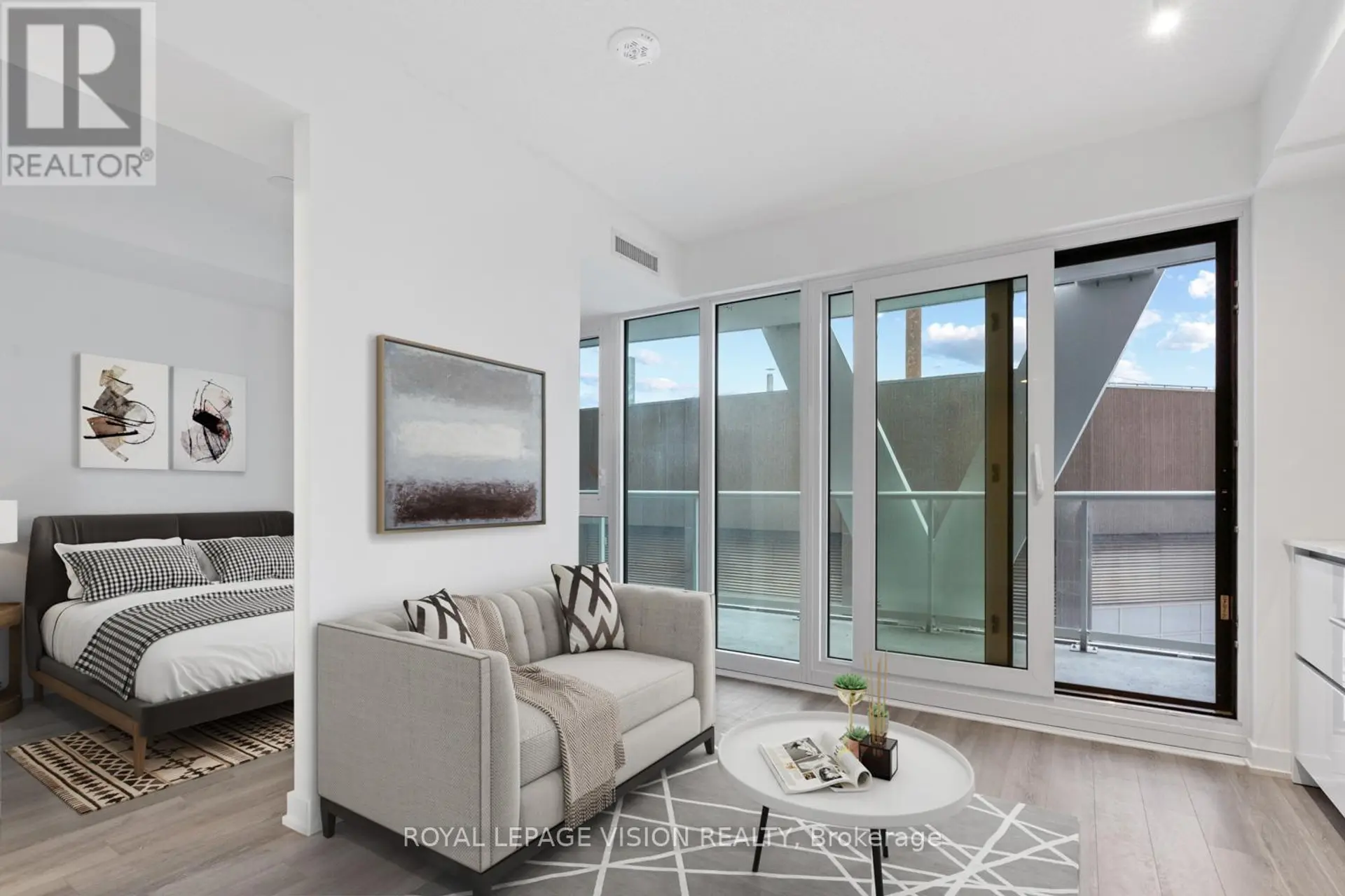 #3113 230 SIMCOE STREET - Image 4