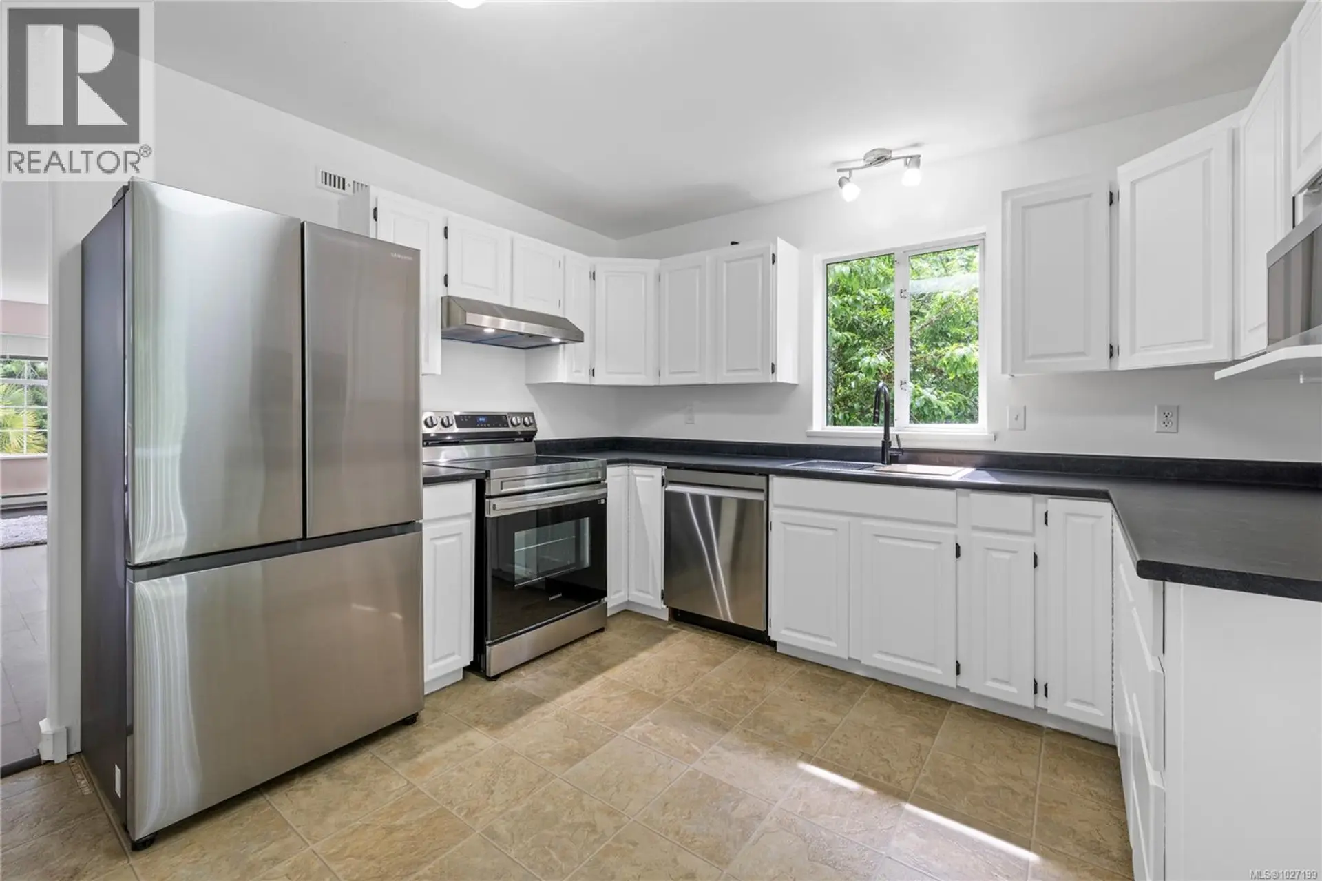 Property at 1333 CARMEL PL, Nanoose Bay, BC