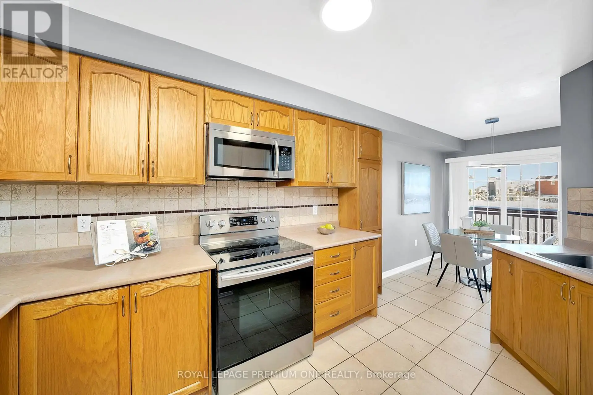 13 SUMMITRIDGE COURT - Image 3