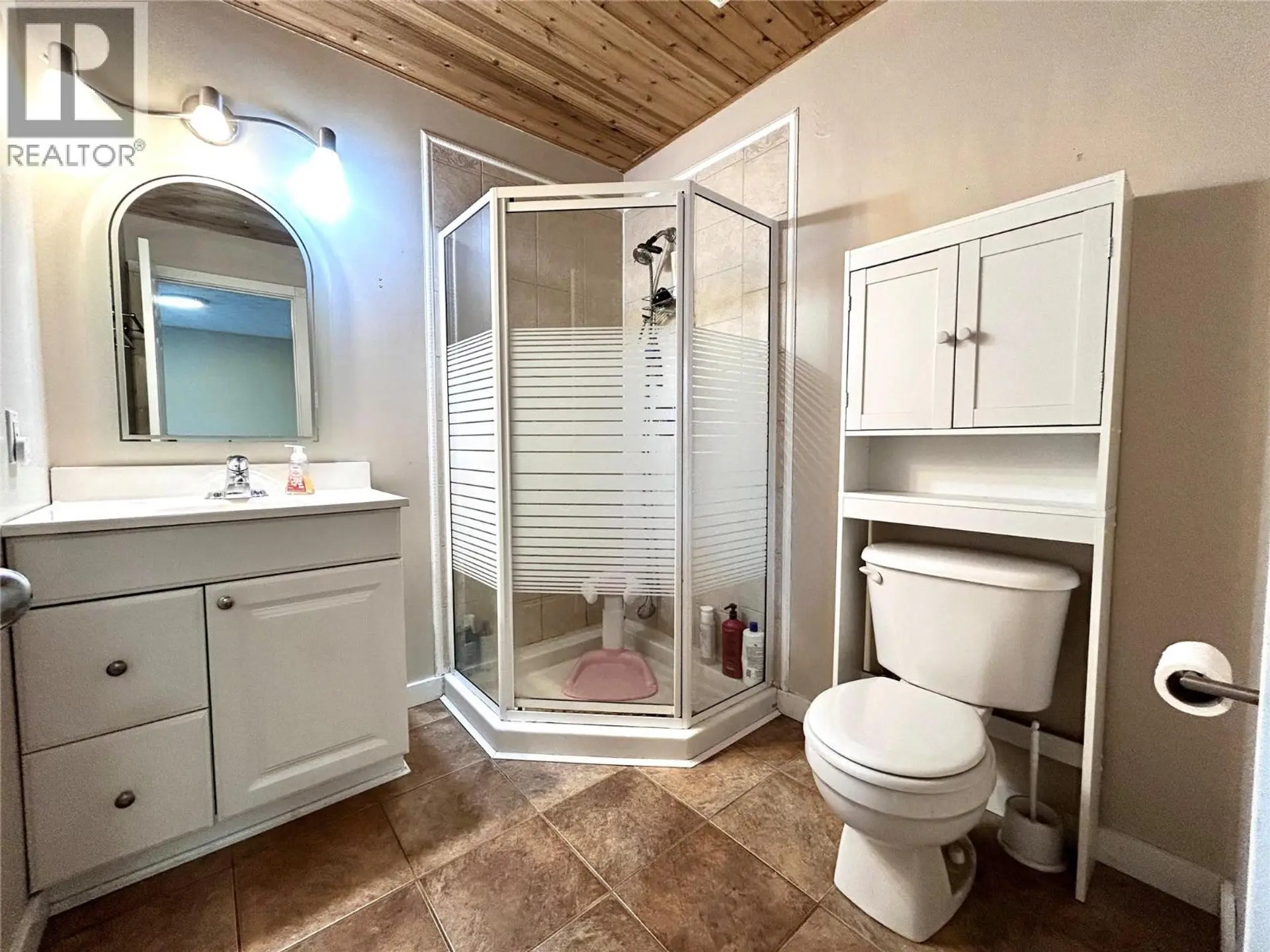 Property at 404 WILLOW DRIVE, Tumbler Ridge, BC