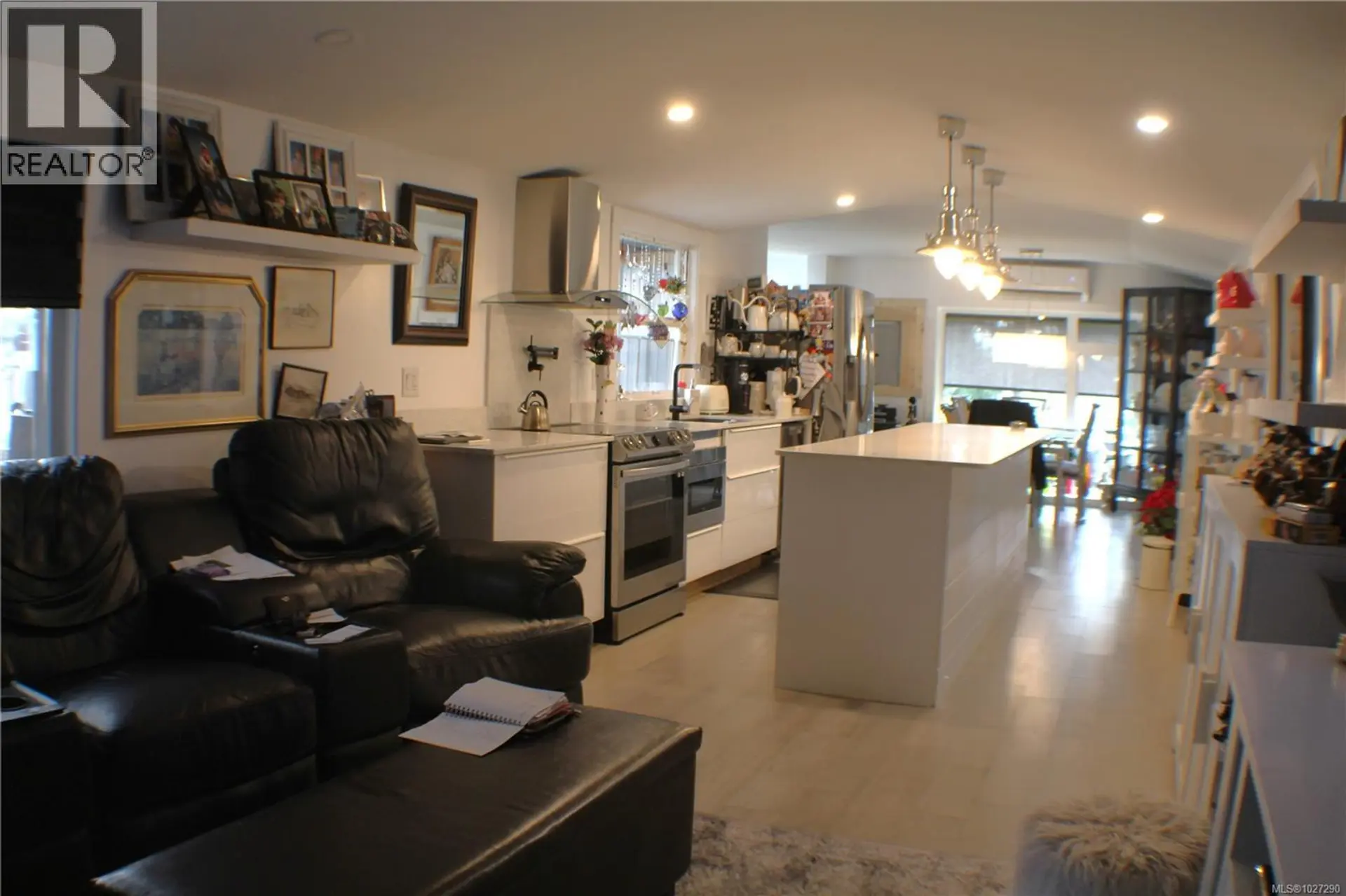 Property at 1120 DONNA AVE, Langford, BC