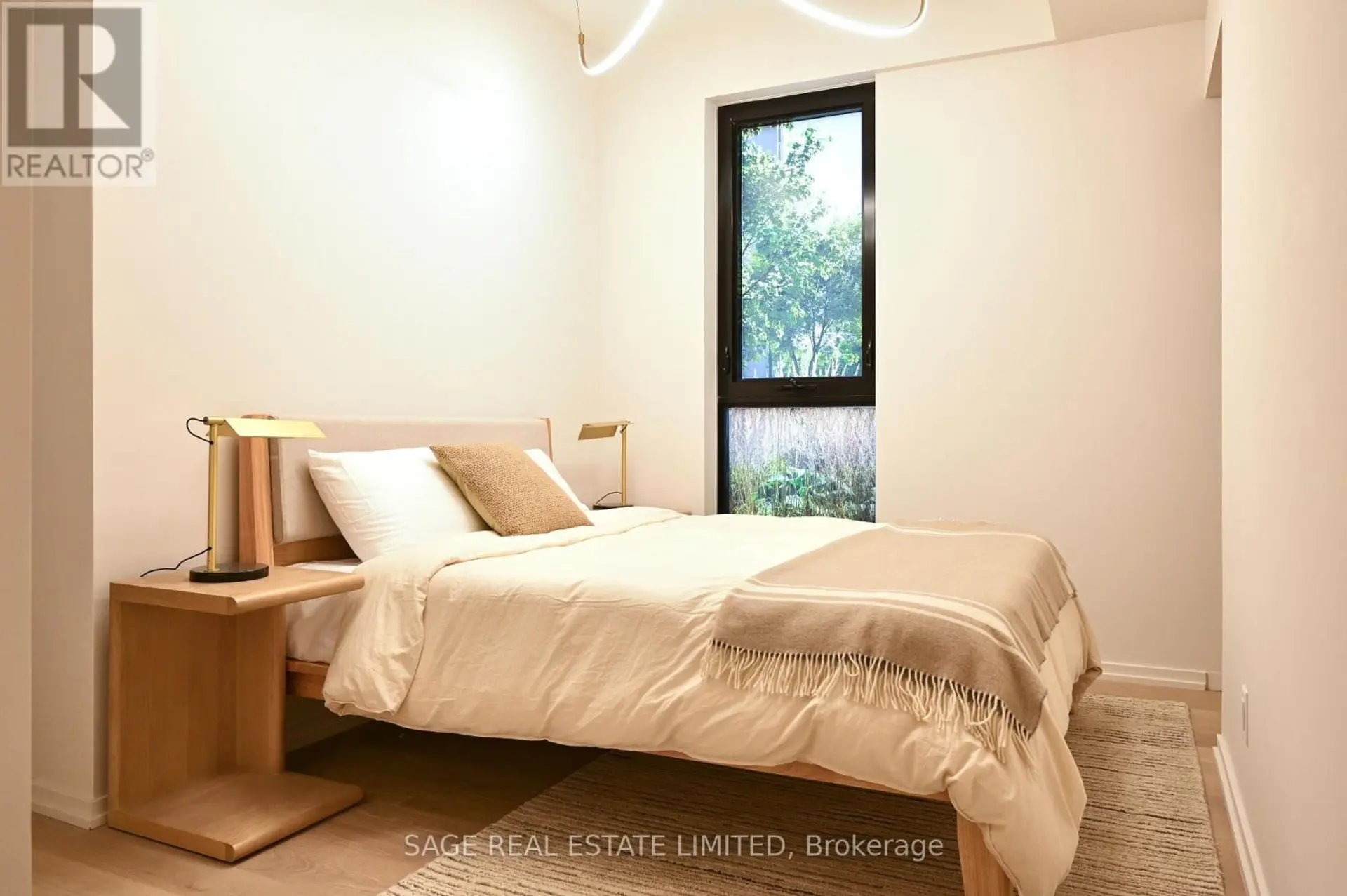 #101 109 ERSKINE AVENUE - Image 10