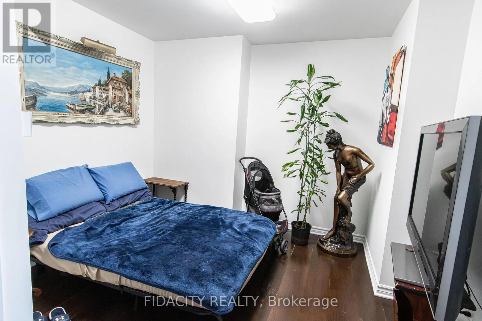 #907 314 CENTRAL PARK DRIVE - Image 6