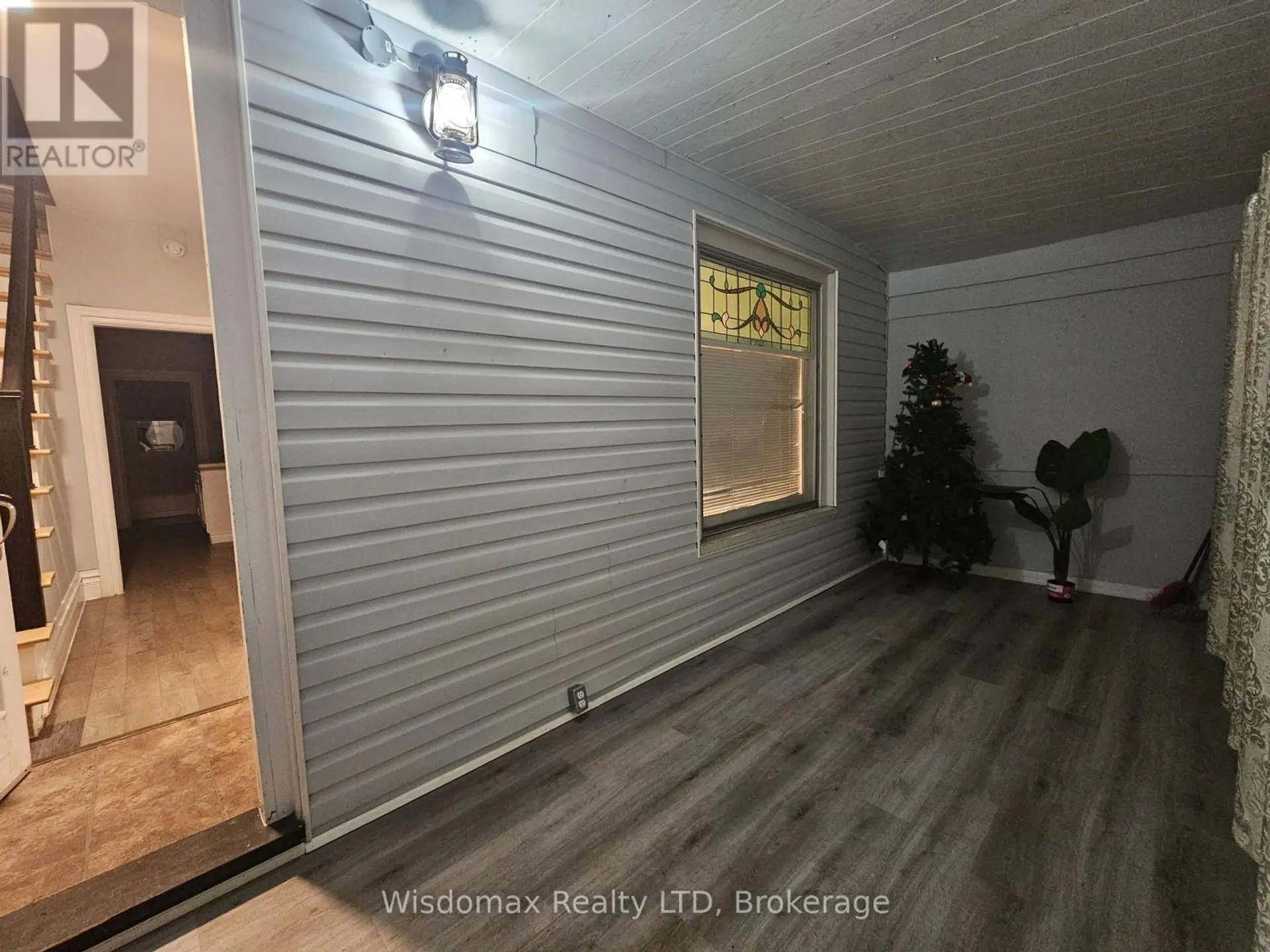 4466 FOURTH AVENUE - Image 3