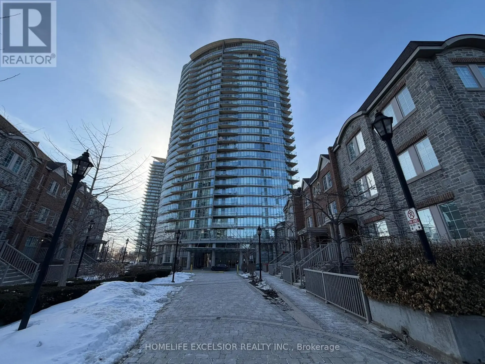 #2411 15 WINDERMERE AVENUE - Image 16