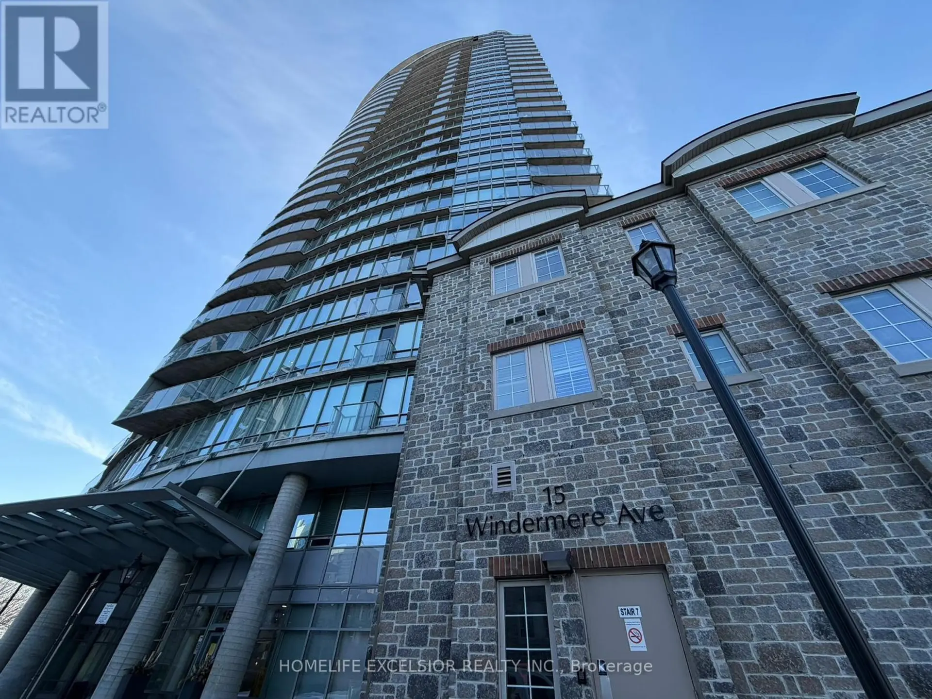 #2411 15 WINDERMERE AVENUE - Image 17