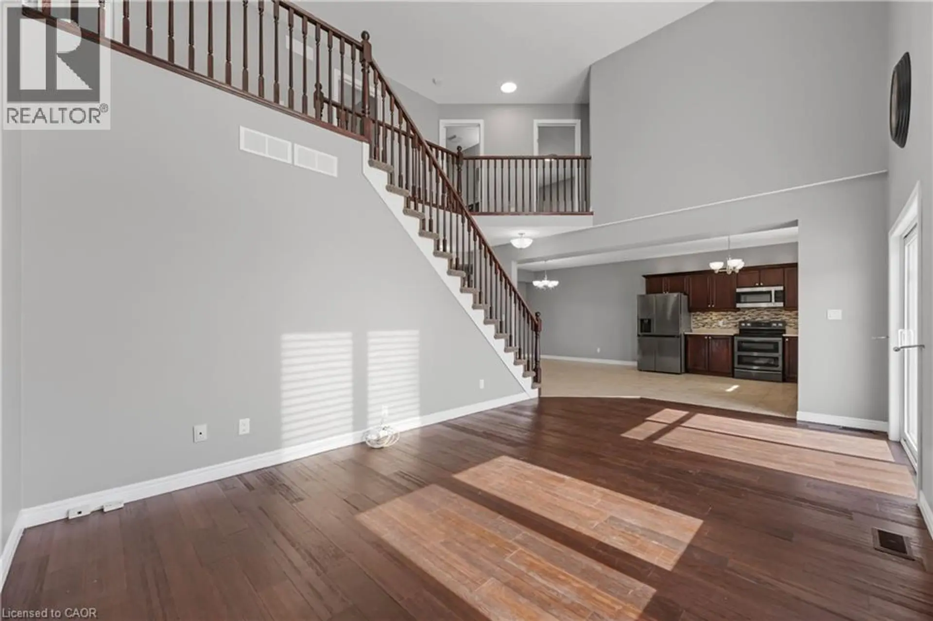 561 THOMAS SLEE DRIVE - Image 4