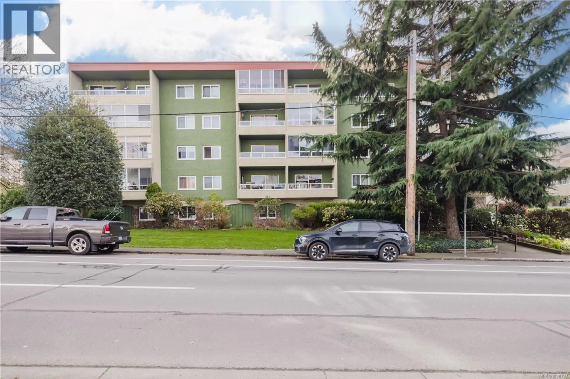 Property at #201 1235 JOHNSON ST, Victoria, BC