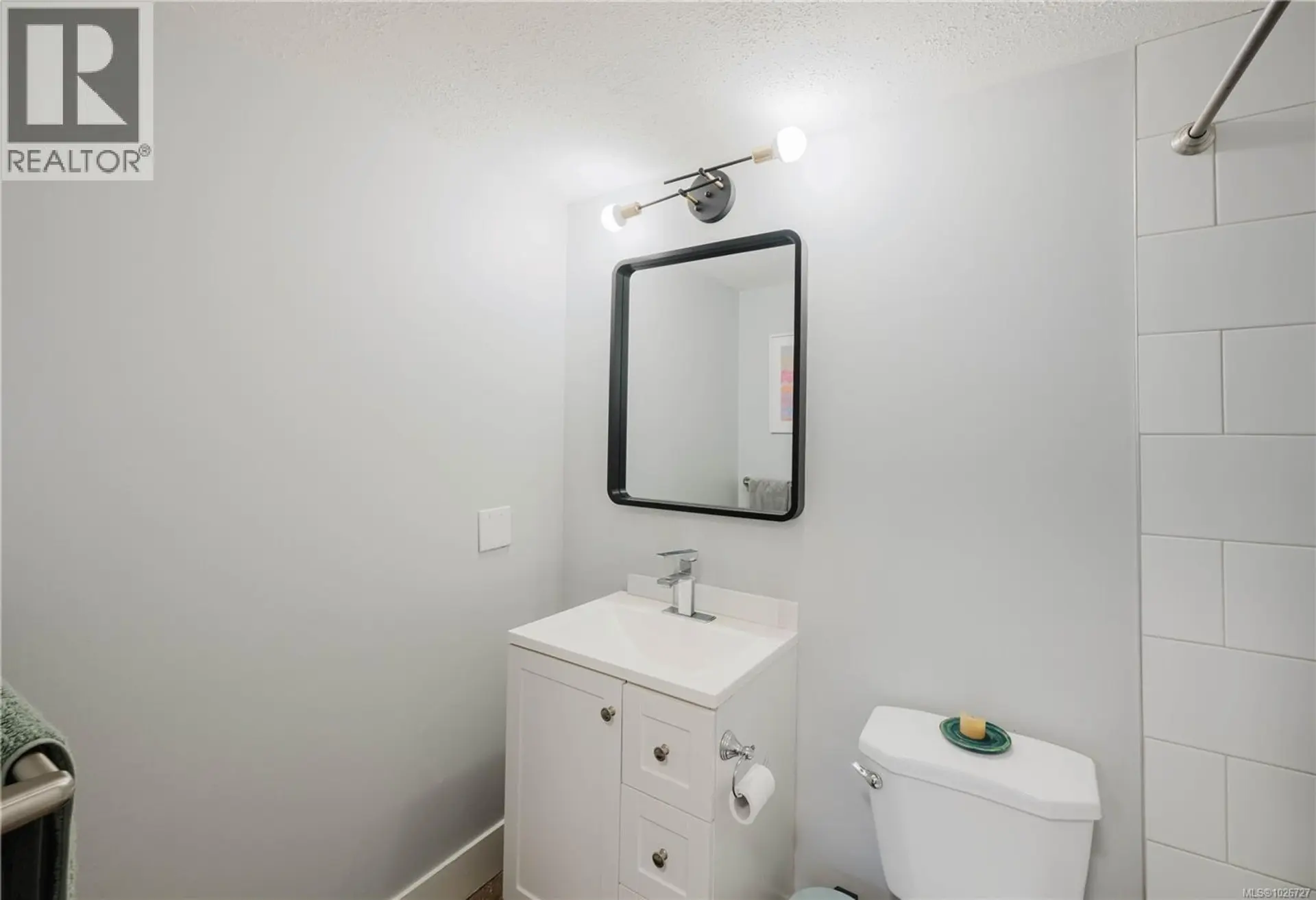 Property at #201 1235 JOHNSON ST, Victoria, BC