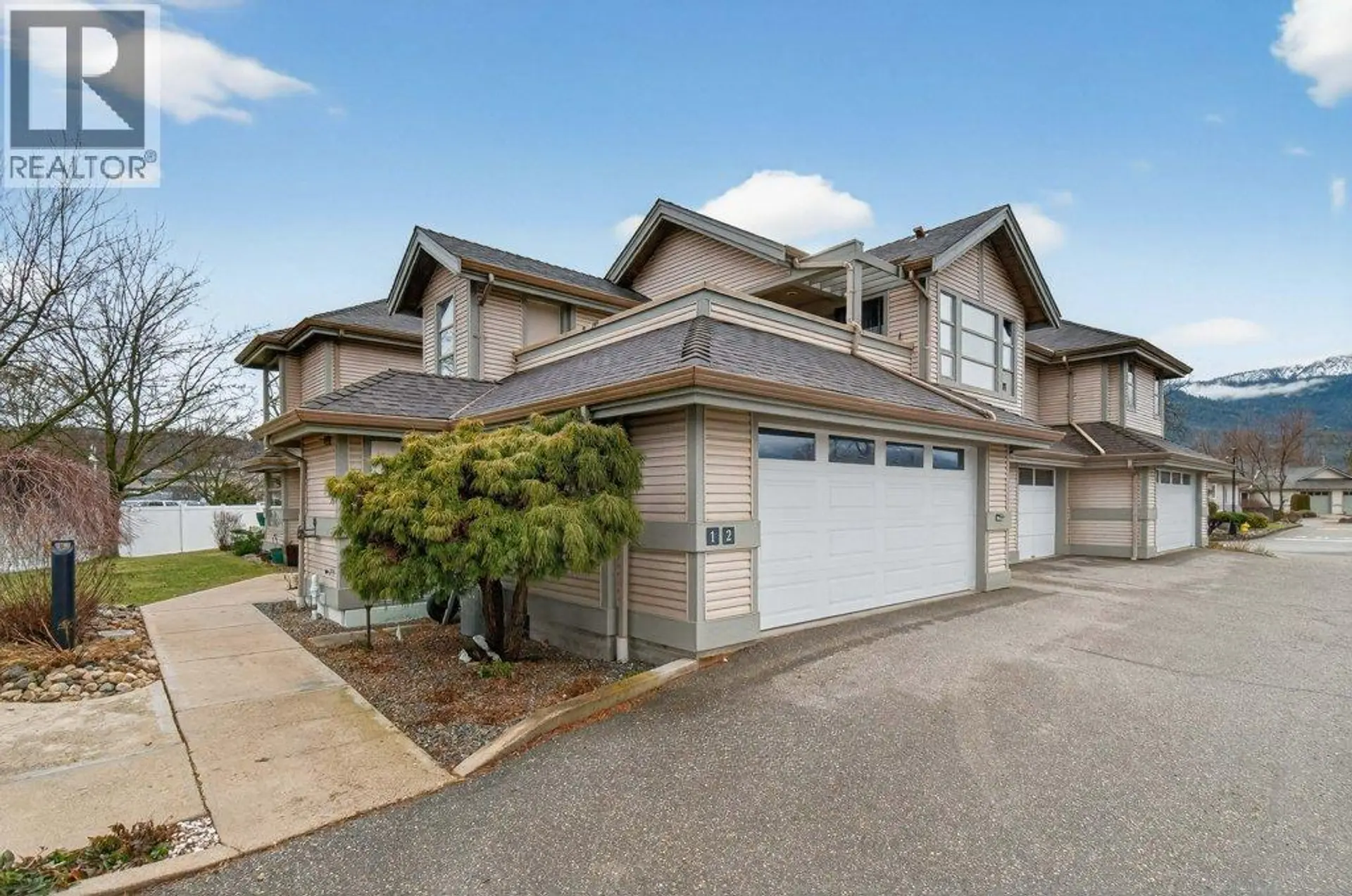 Property at #2 111 Harbourfront Drive NW, Salmon Arm, BC