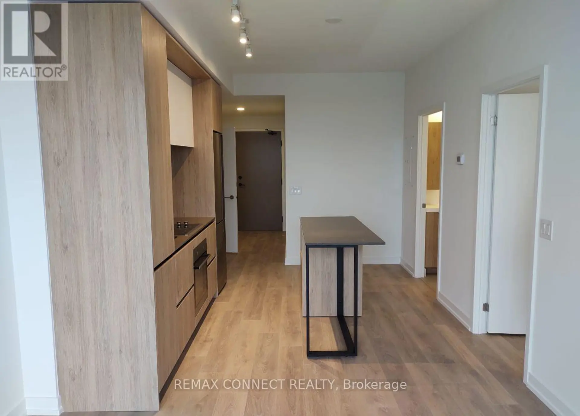 #2301 225 SUMACH STREET - Image 3