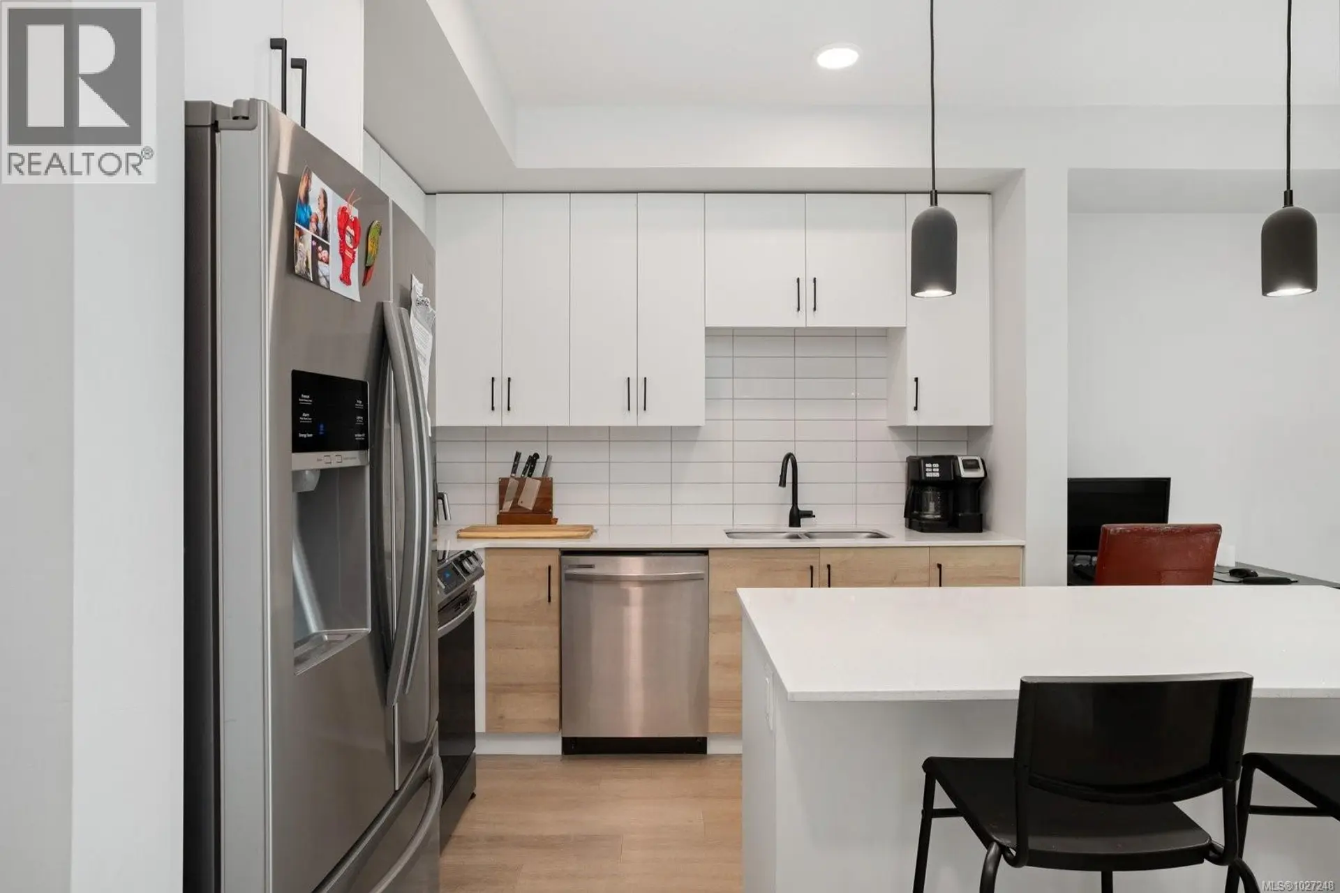 Property at #104 2461 GATEWAY RD, Langford, BC