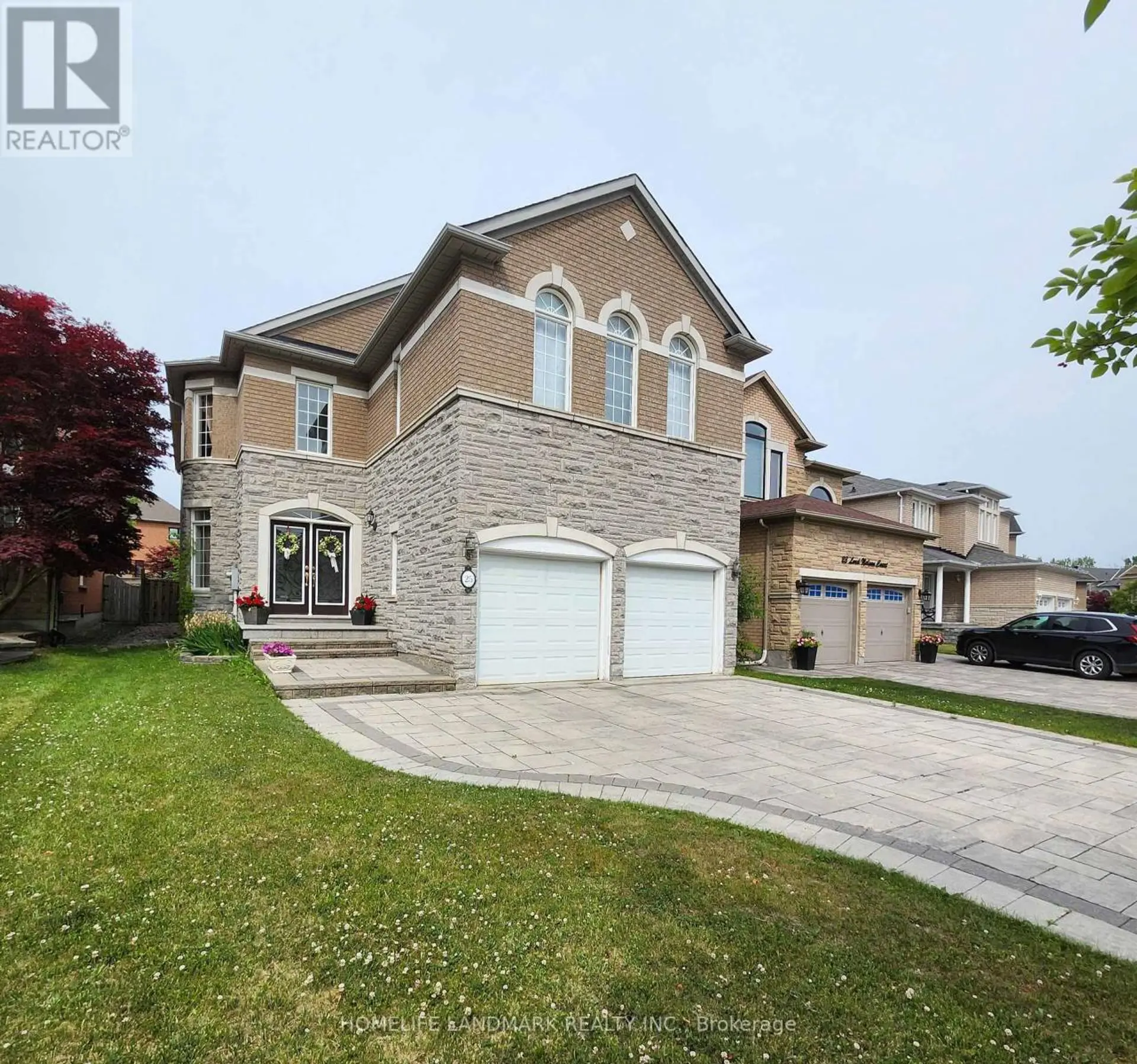 25 LORD  NELSON COURT - Image 1