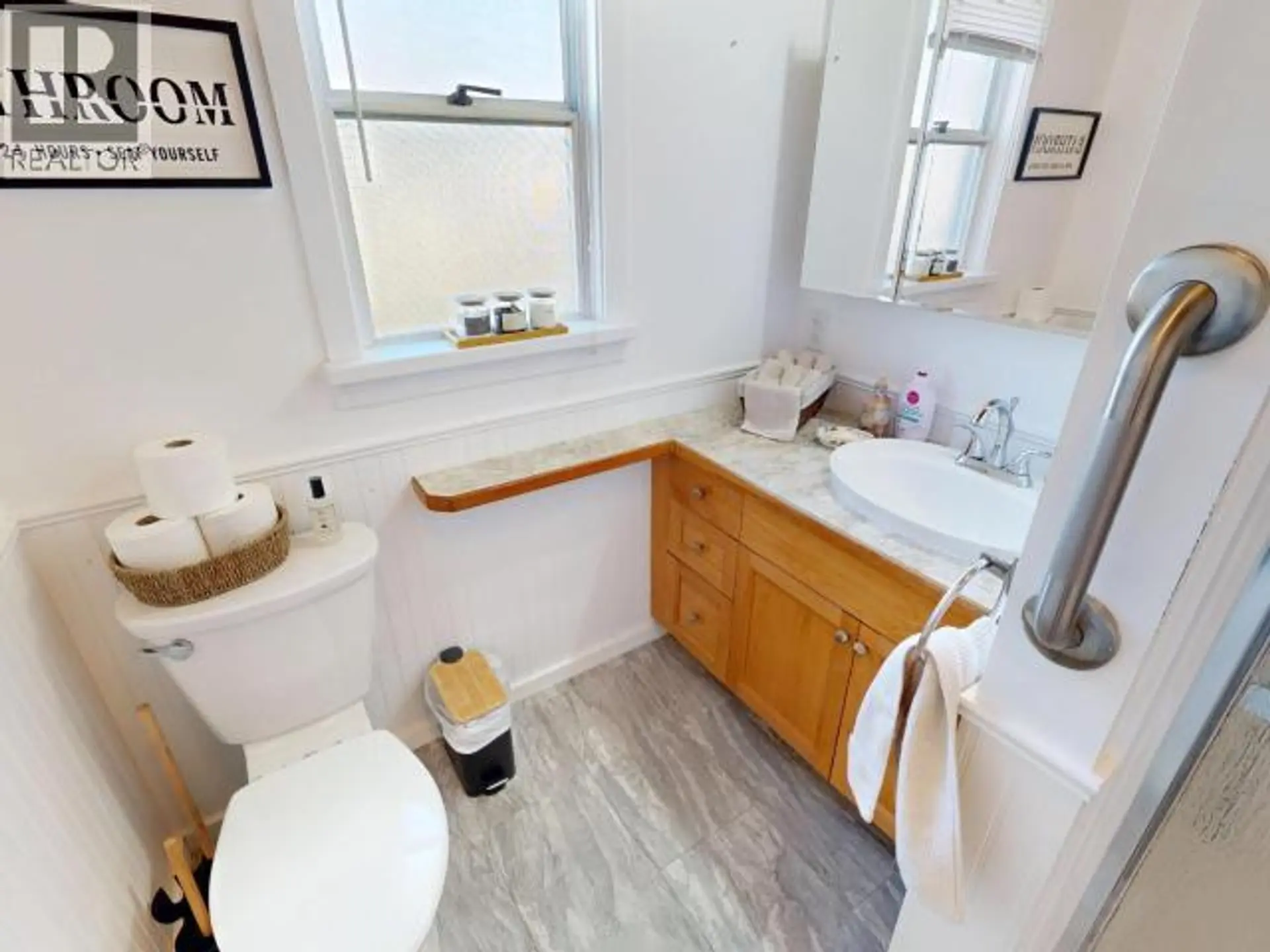 Property at 6978 BUTEDALE STREET, Powell River, BC