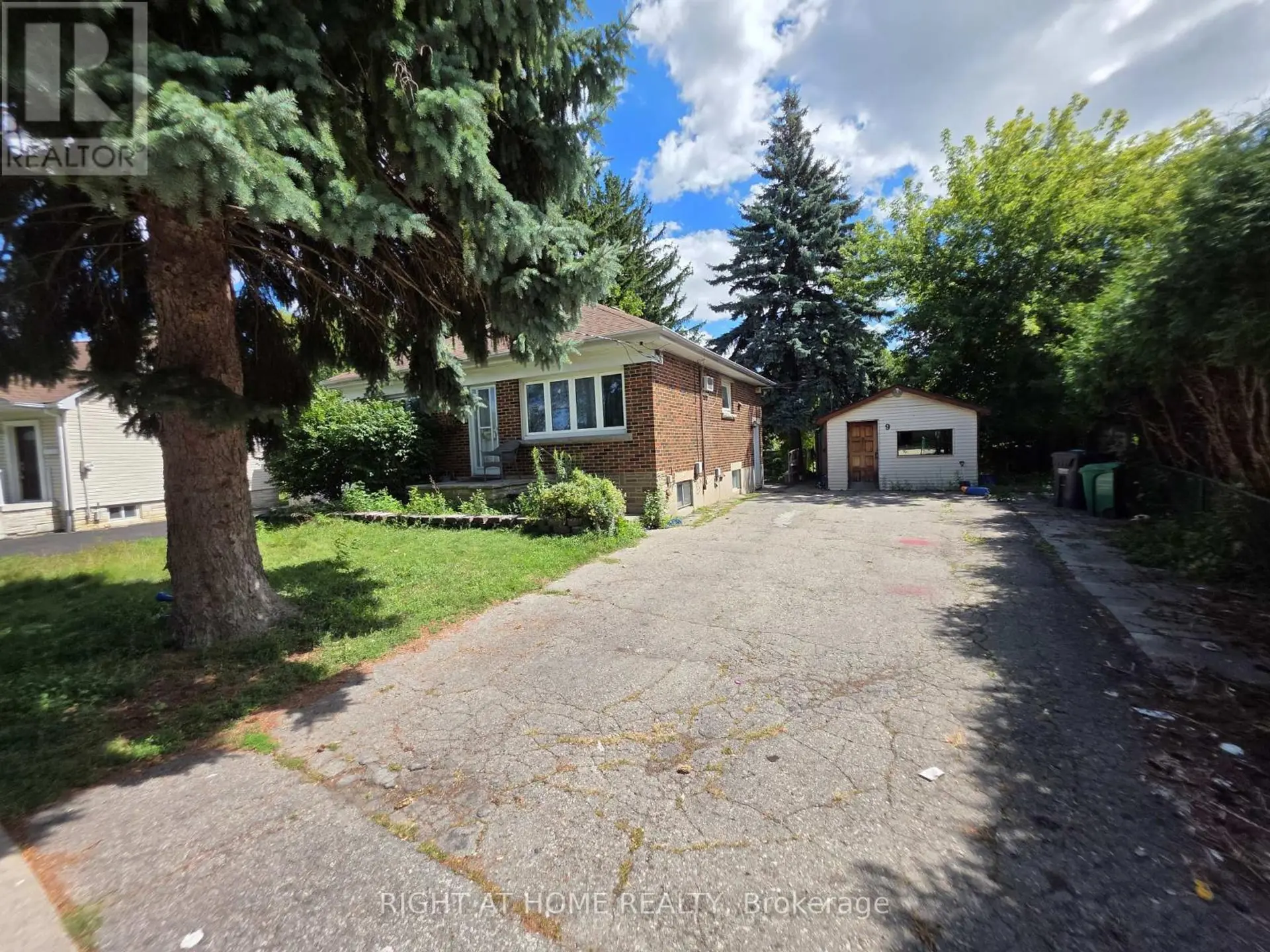 9 ROGERS ROAD - Image 1