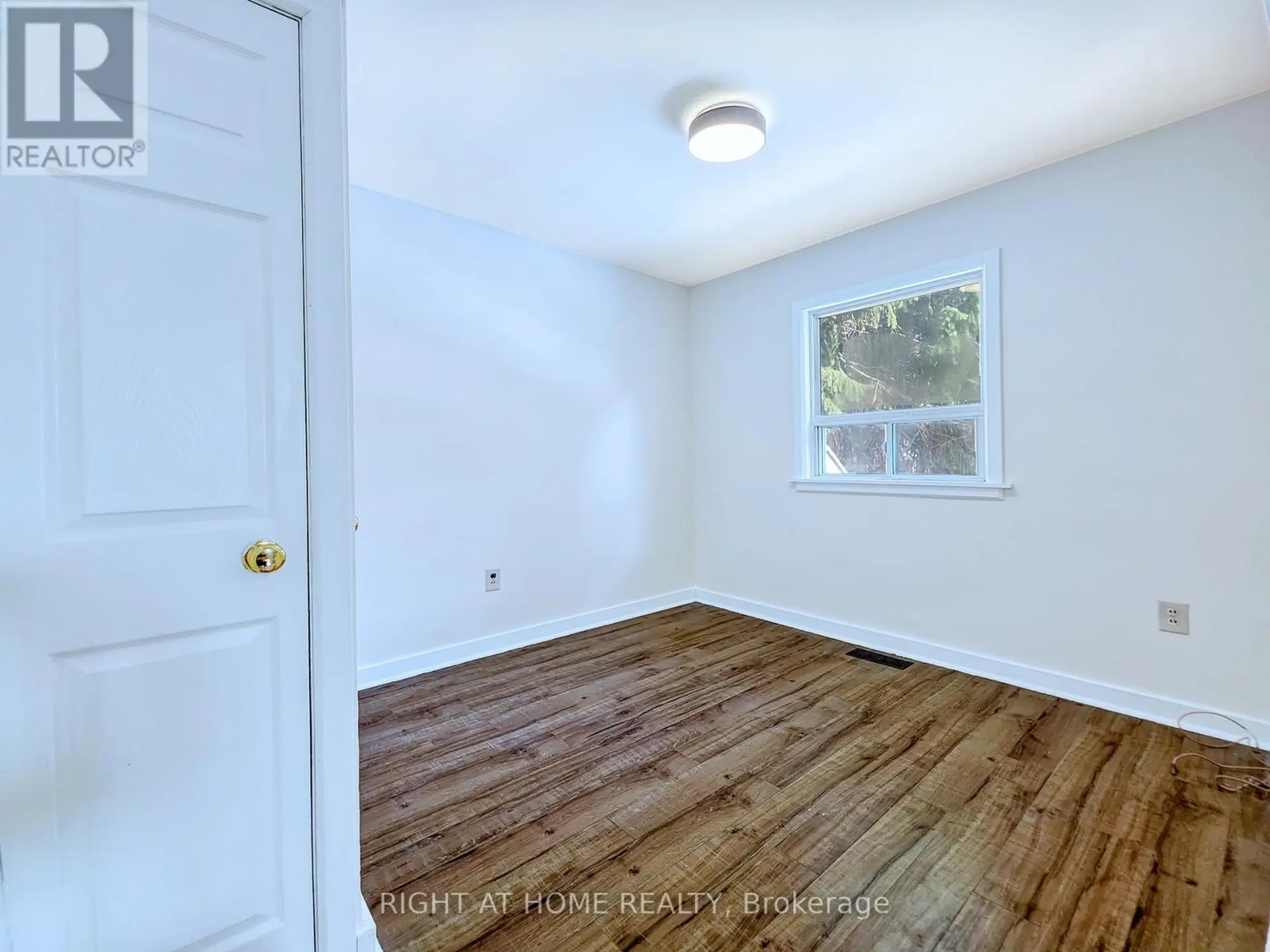 9 ROGERS ROAD - Image 8