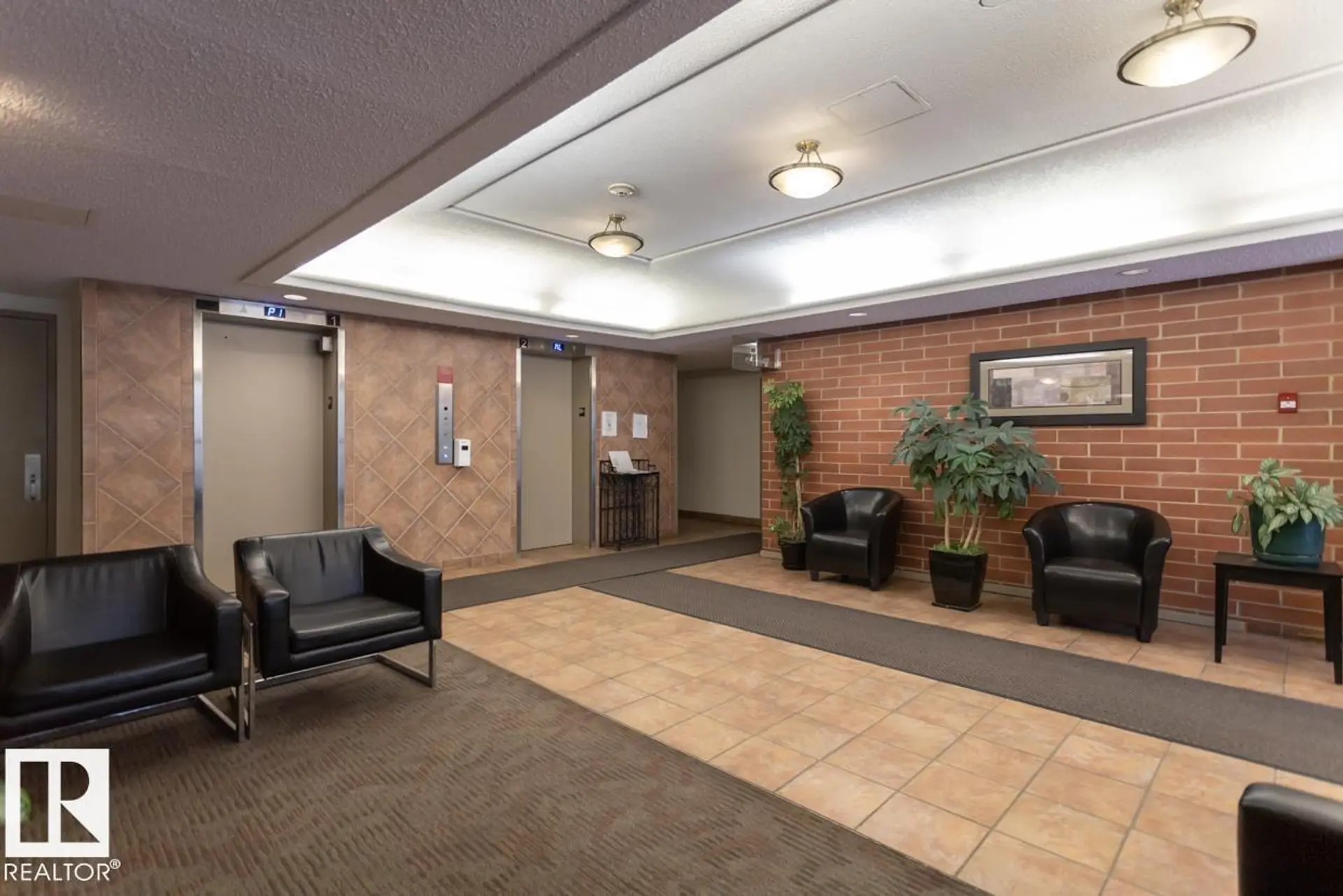 #1304 9917 110 ST NW - Image 4