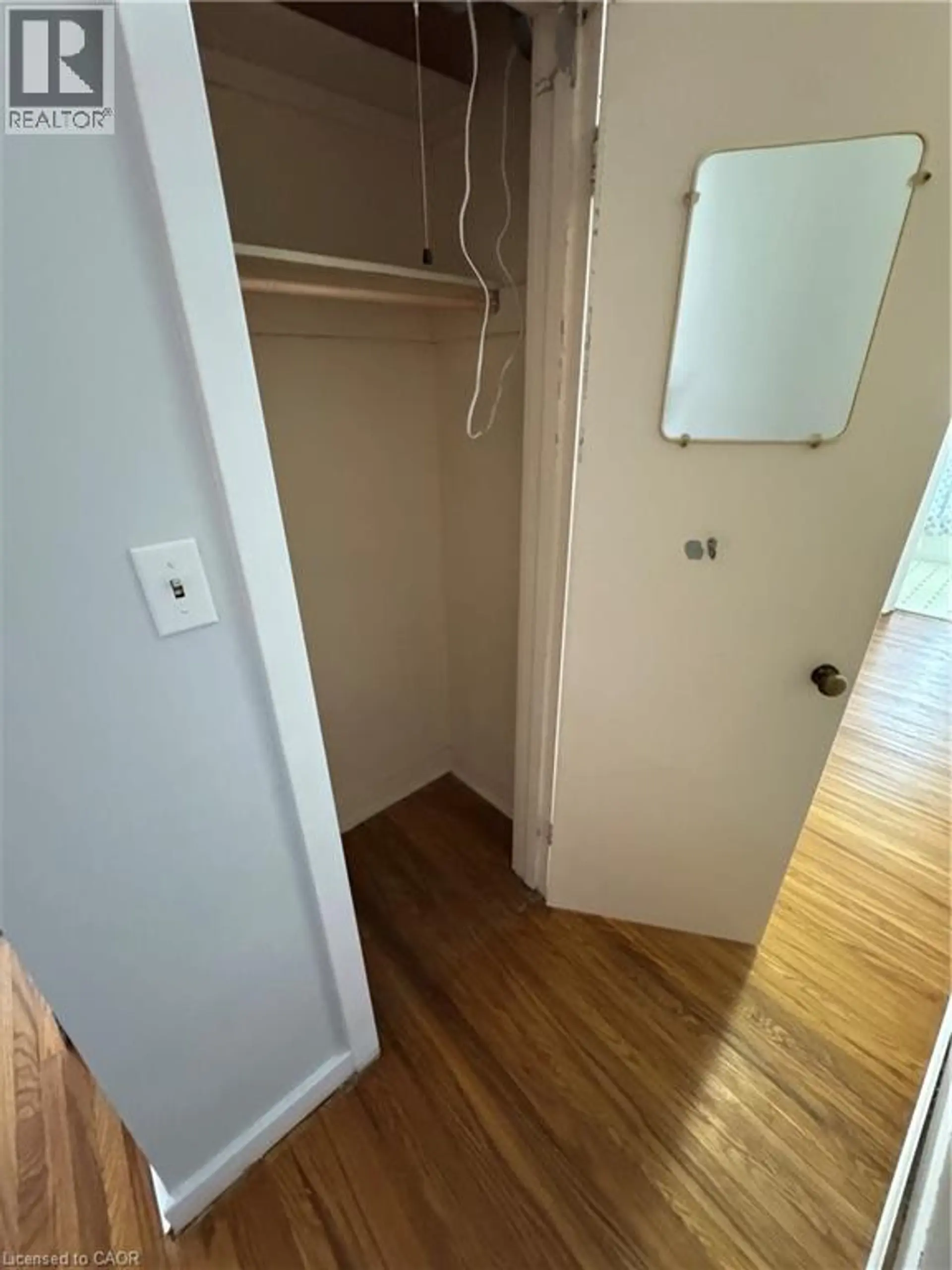 #11 1755 KING STREET - Image 12