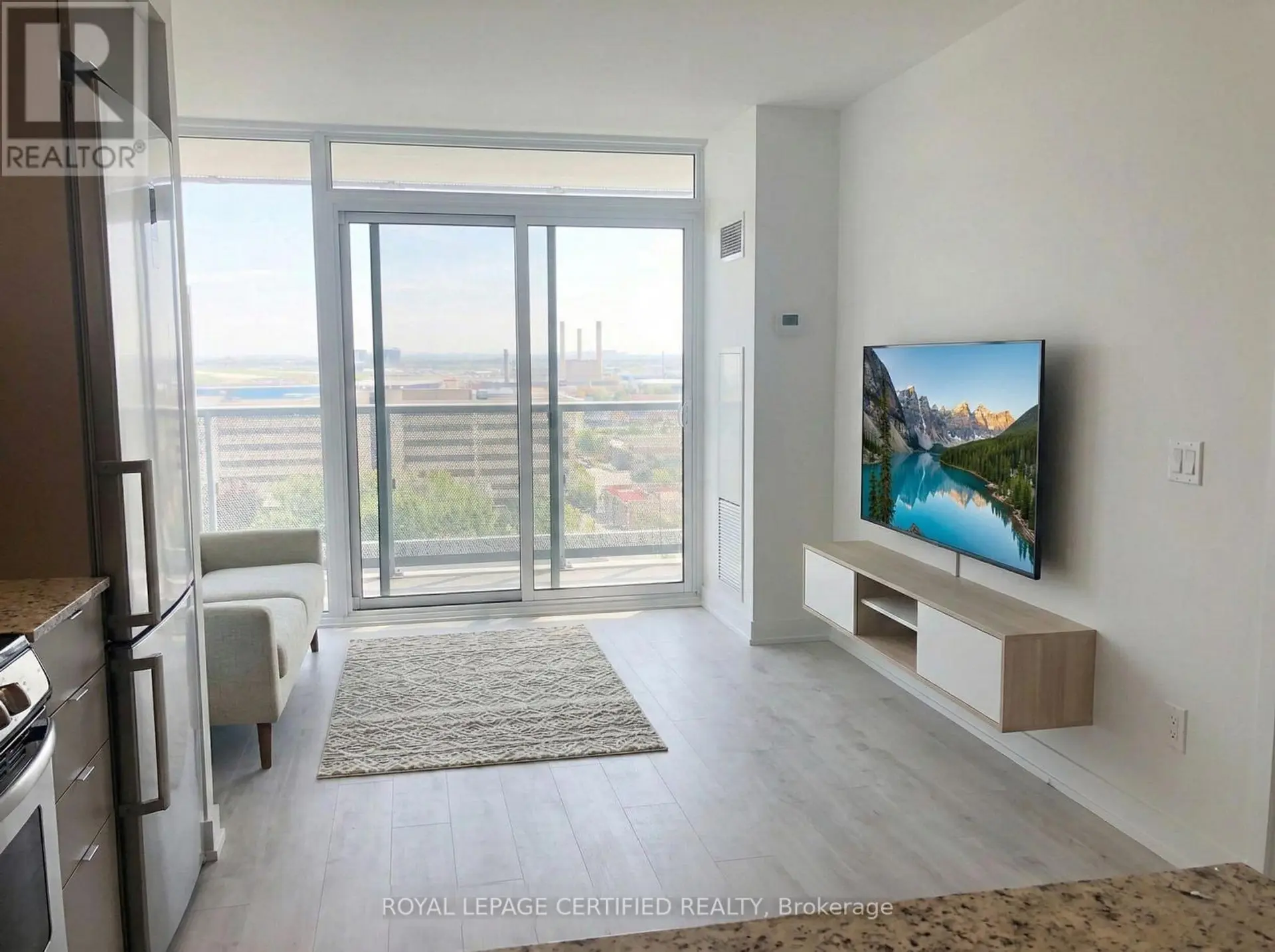 #1409 160 FLEMINGTON ROAD - Image 6