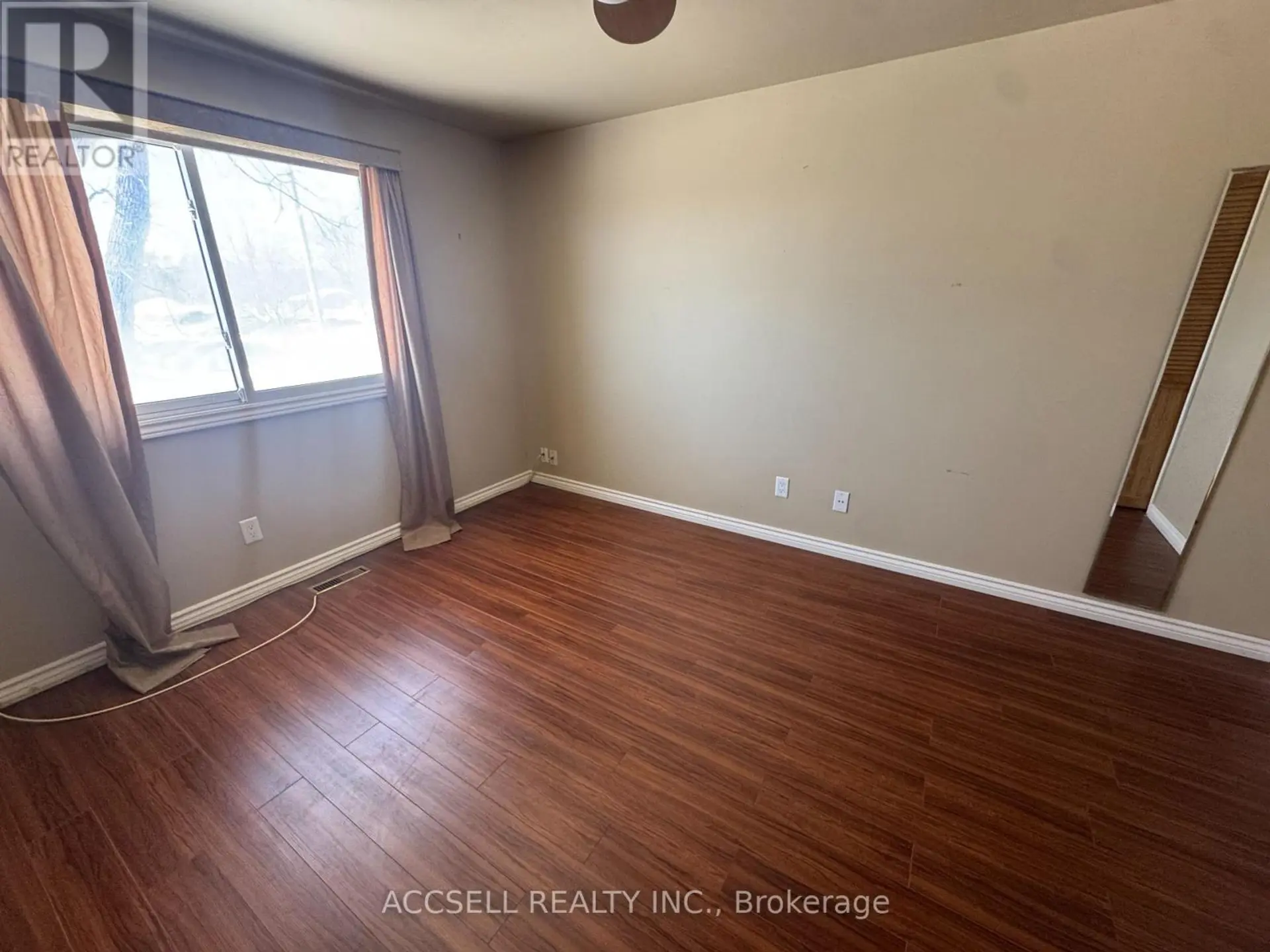 187 TORONTO STREET - Image 6