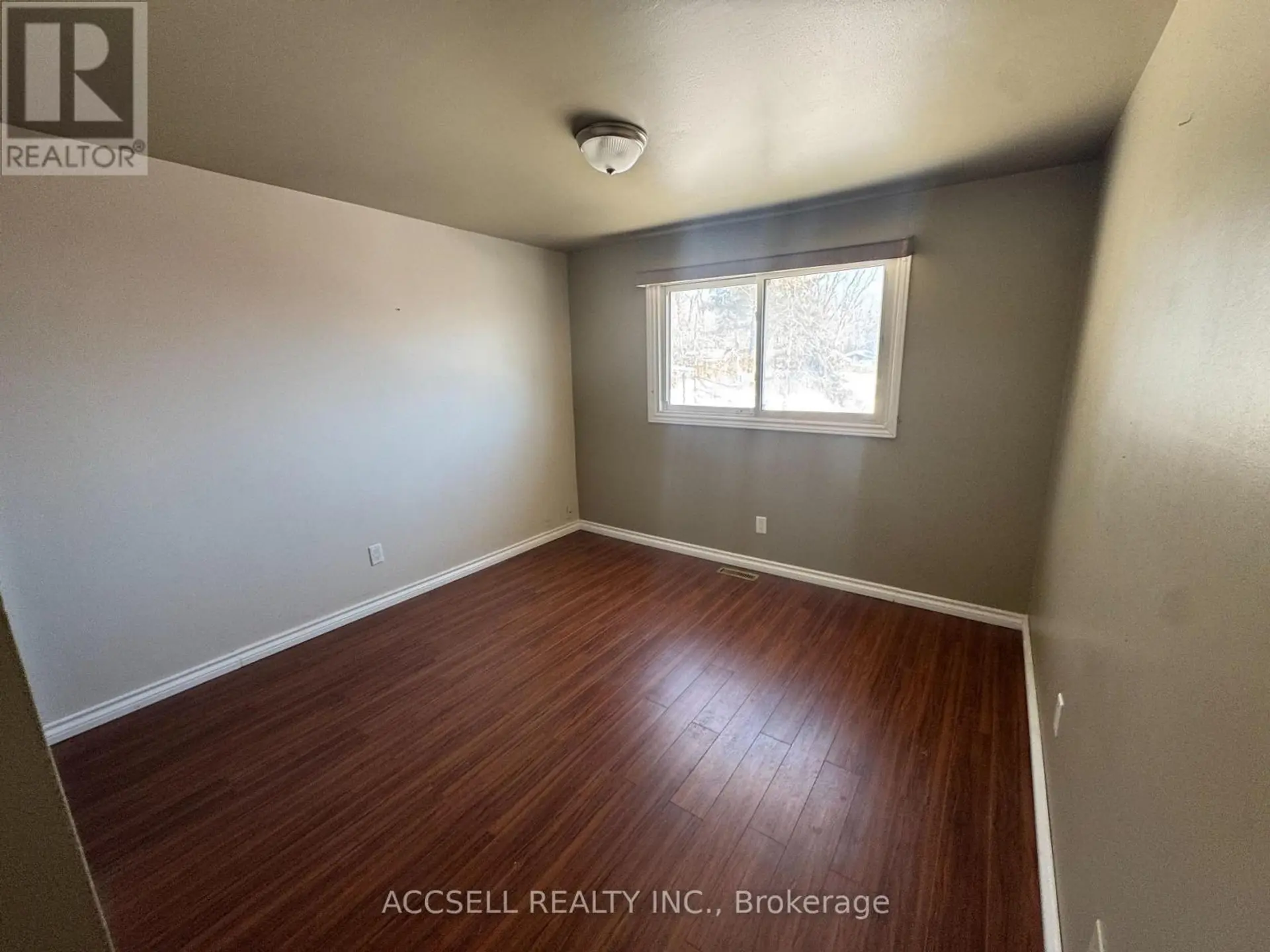 187 TORONTO STREET - Image 7