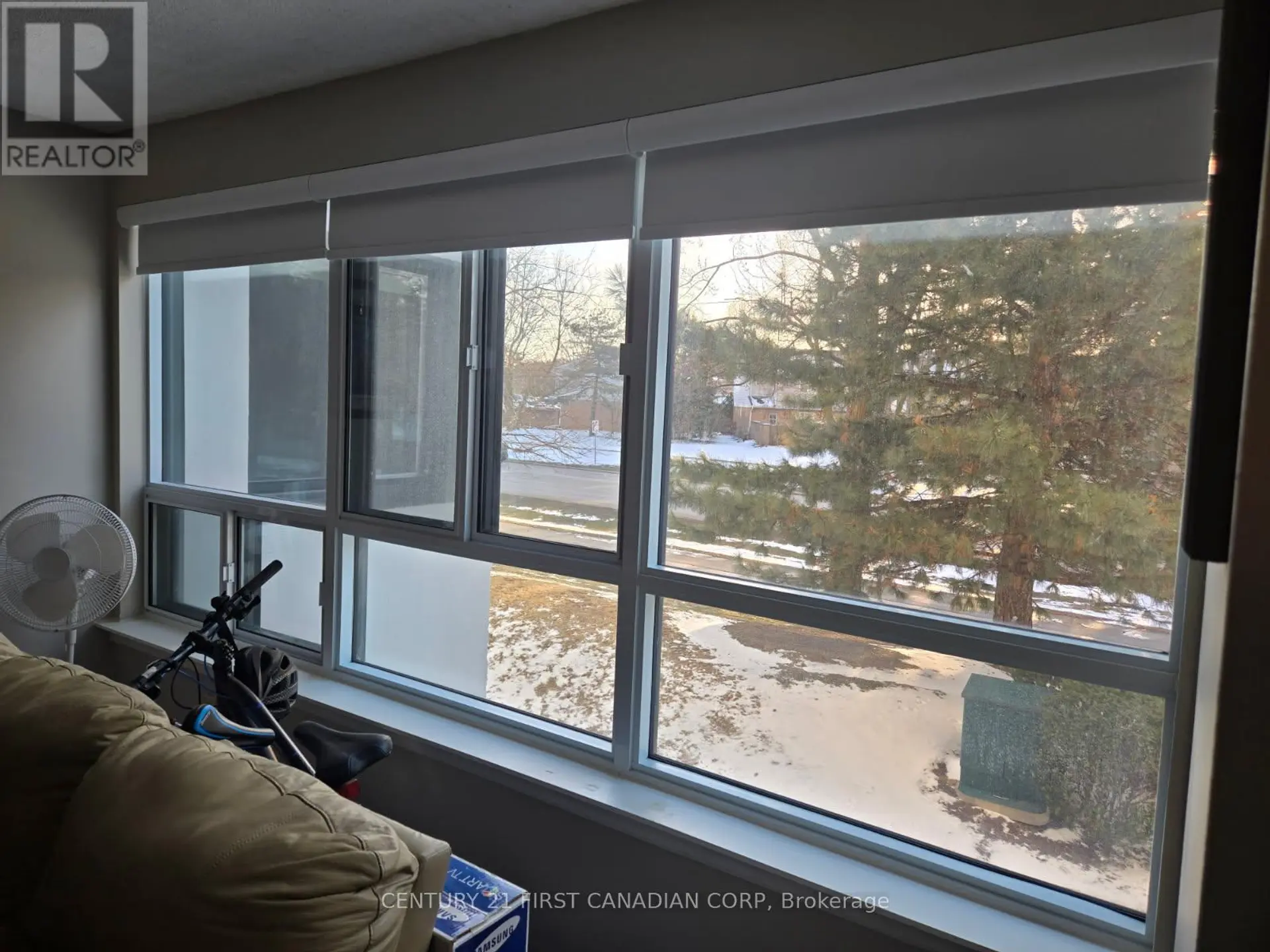 #207 600 GRENFELL DRIVE - Image 10
