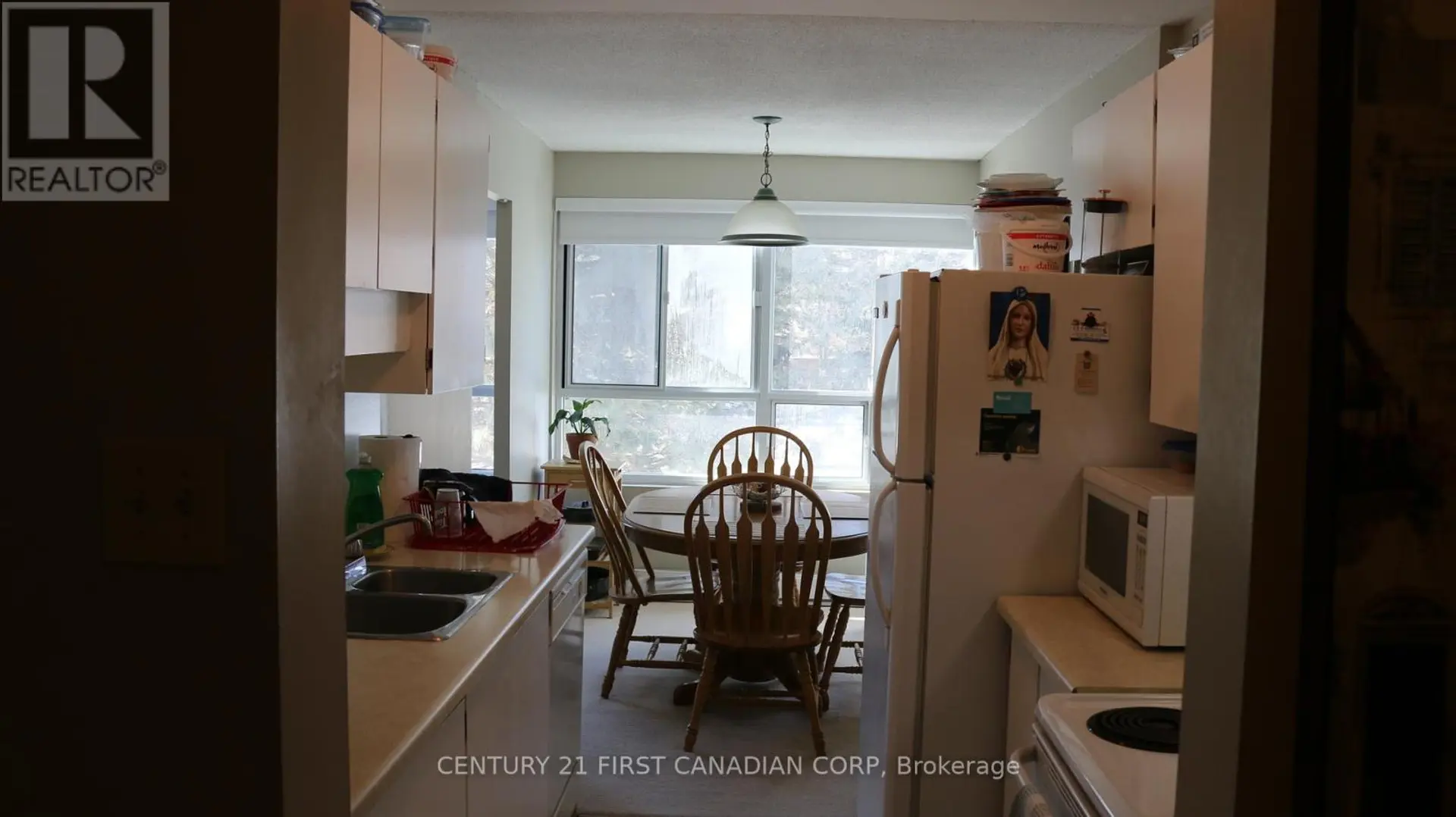 #207 600 GRENFELL DRIVE - Image 6