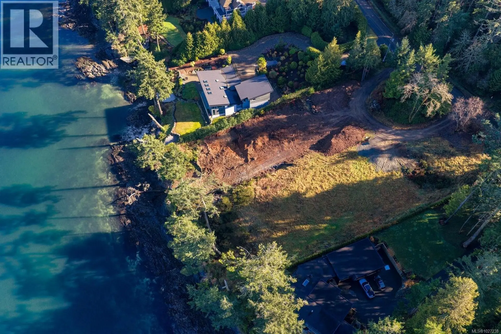 Property at 770 LANDS END RD, North Saanich, BC