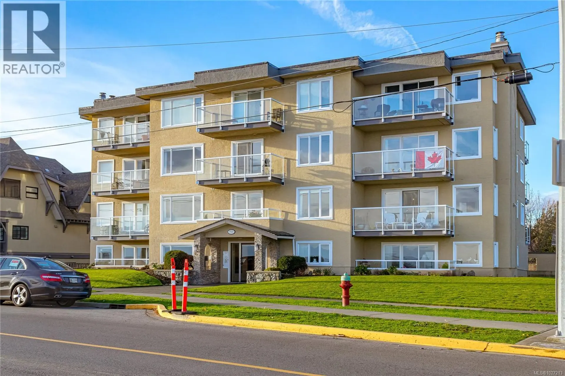 Property at #101 1540 Dallas Rd, Victoria, BC
