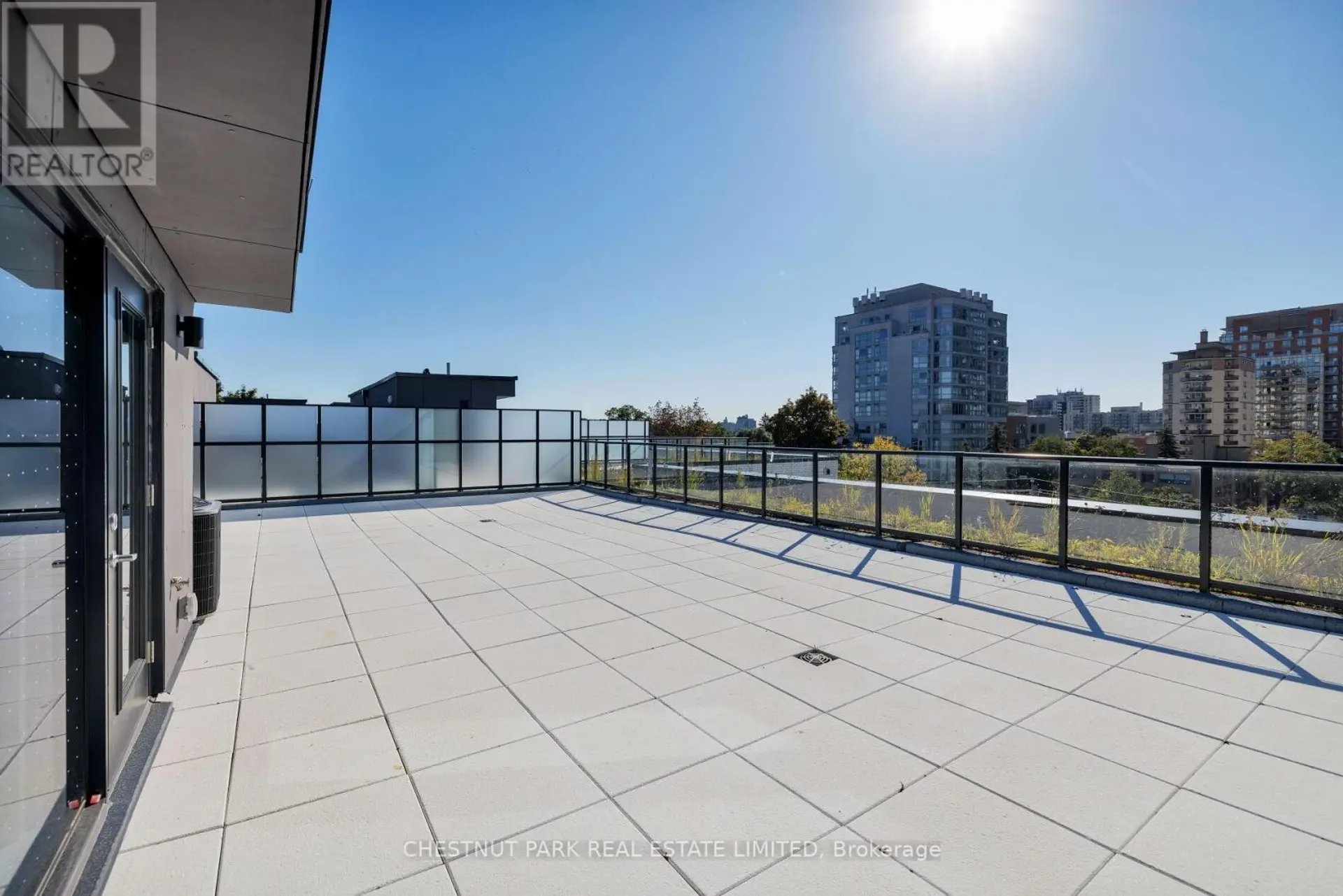 #PH406 200 KEEWATIN AVENUE - Image 14