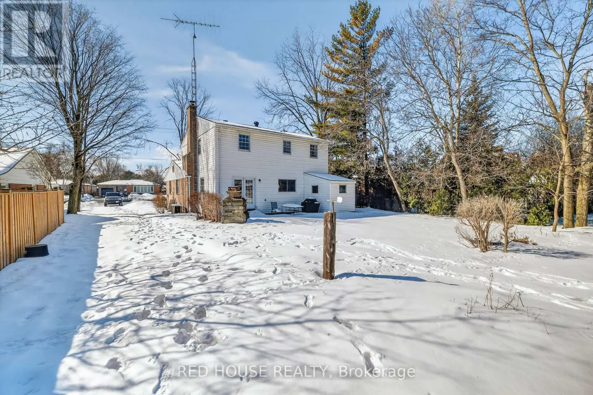 53 MCLAUGHLIN ROAD N - Image 6