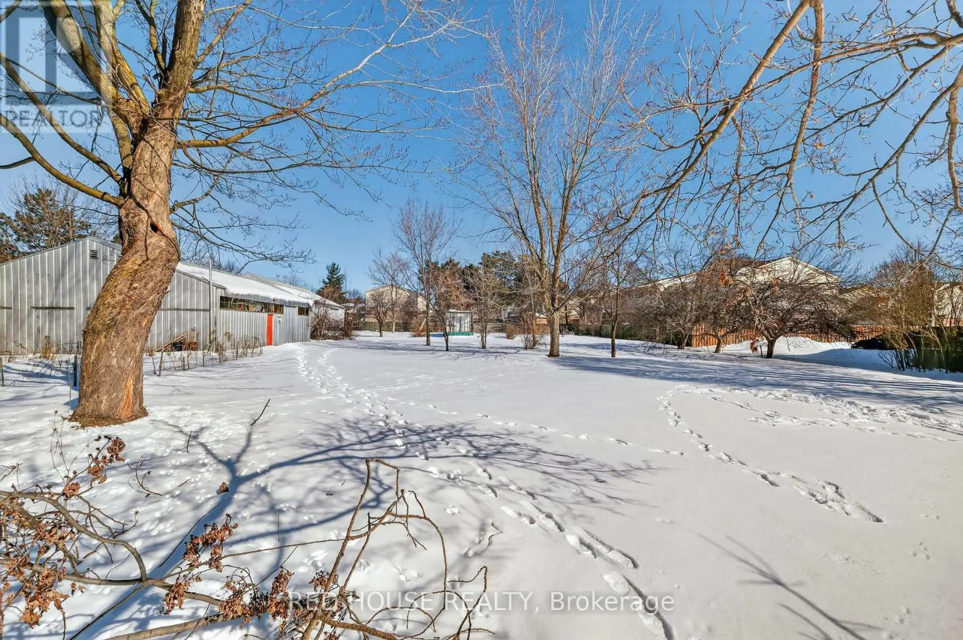 53 MCLAUGHLIN ROAD N - Image 7
