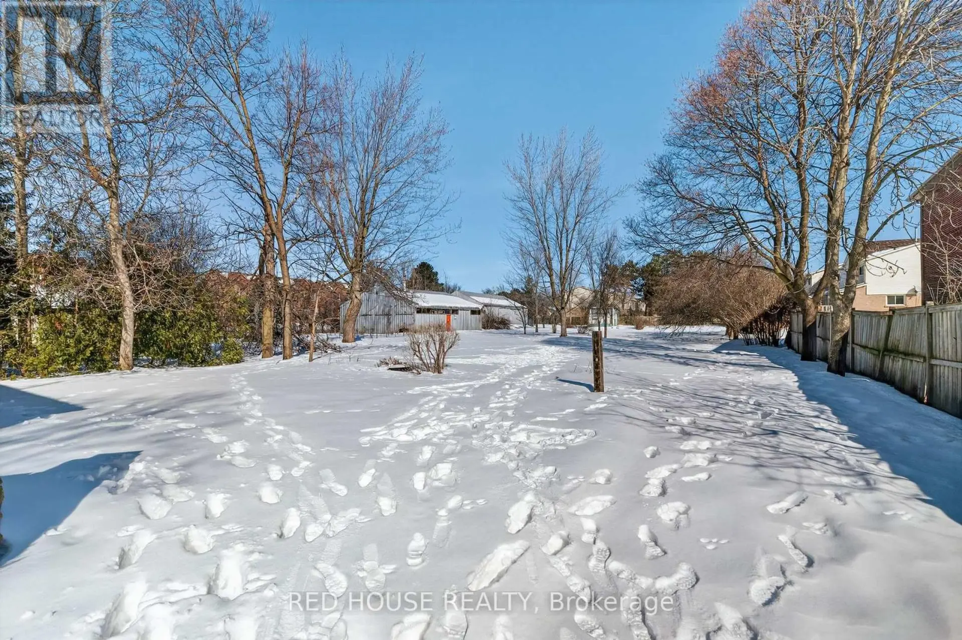 53 MCLAUGHLIN ROAD N - Image 8