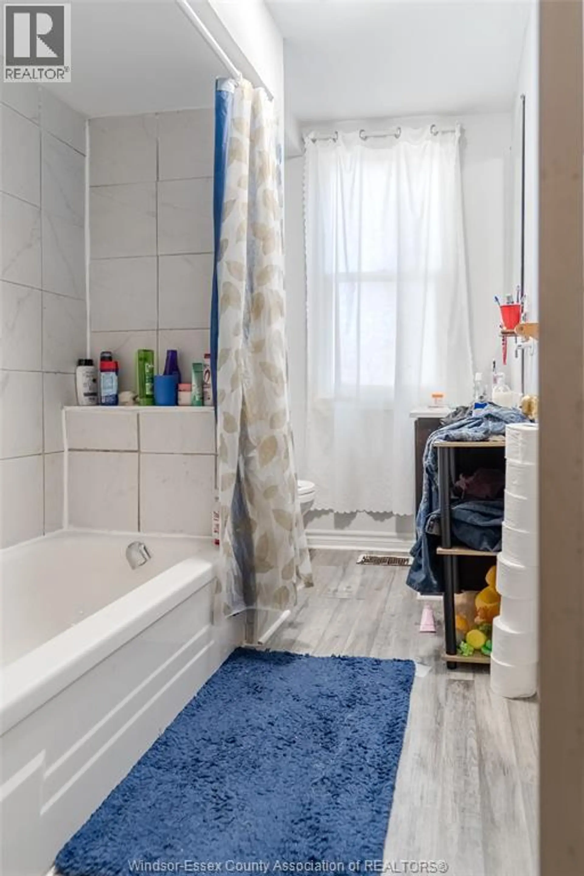 948 TECUMSEH BOULEVARD WEST - Image 10