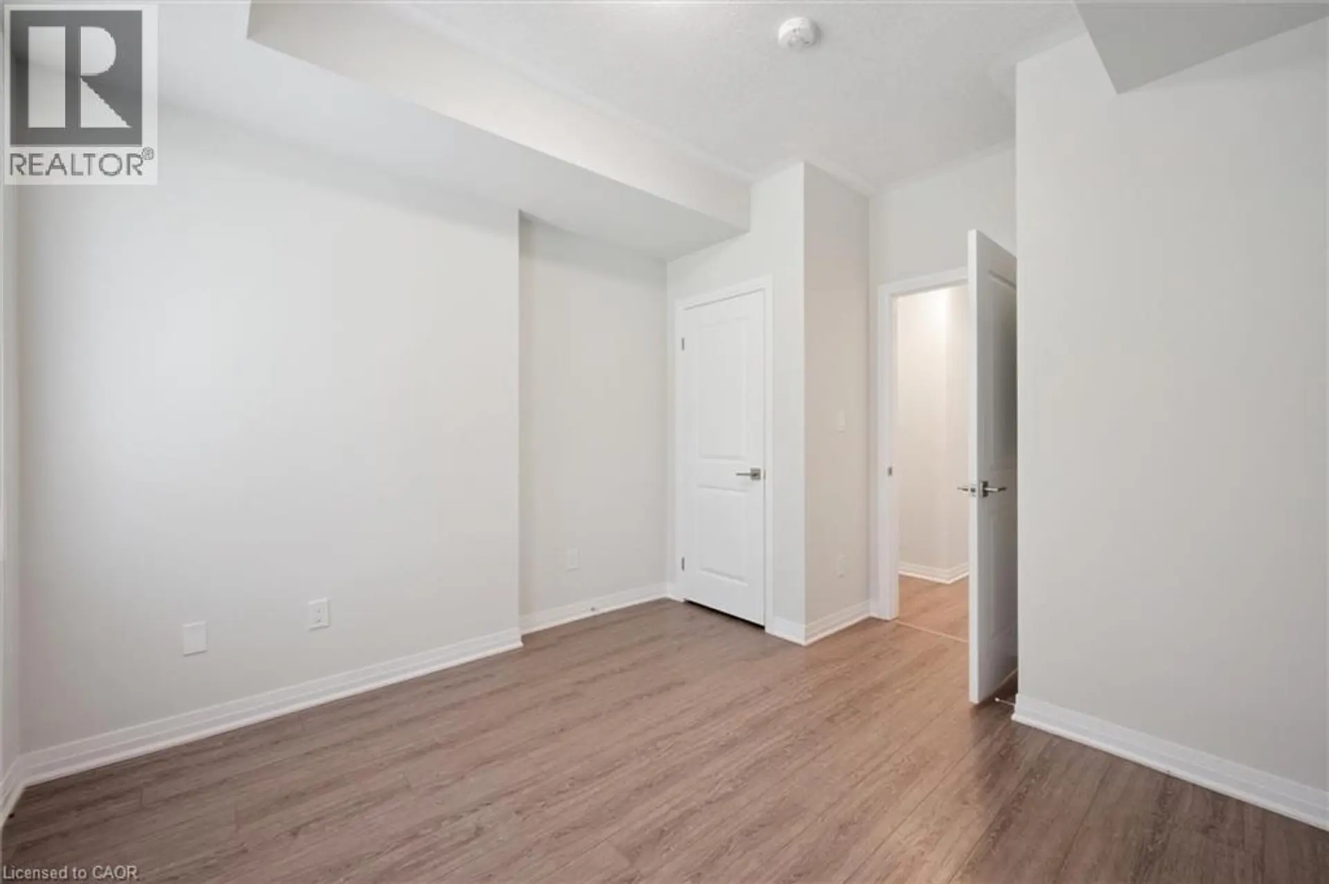 #C34 25 ISHERWOOD AVENUE - Image 13
