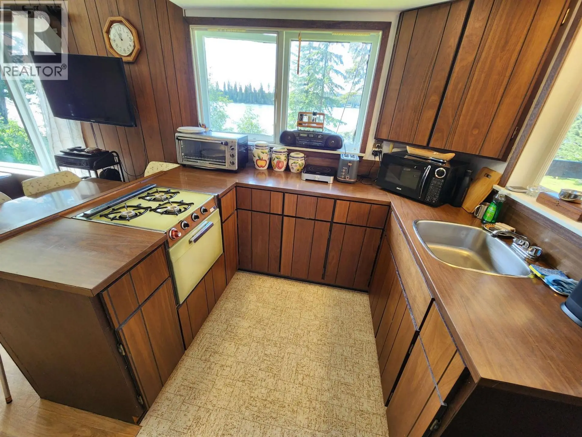 Property at 7575 BEAZELY ROAD, Deka Lake / Sulphurous / Hathaway Lakes, BC