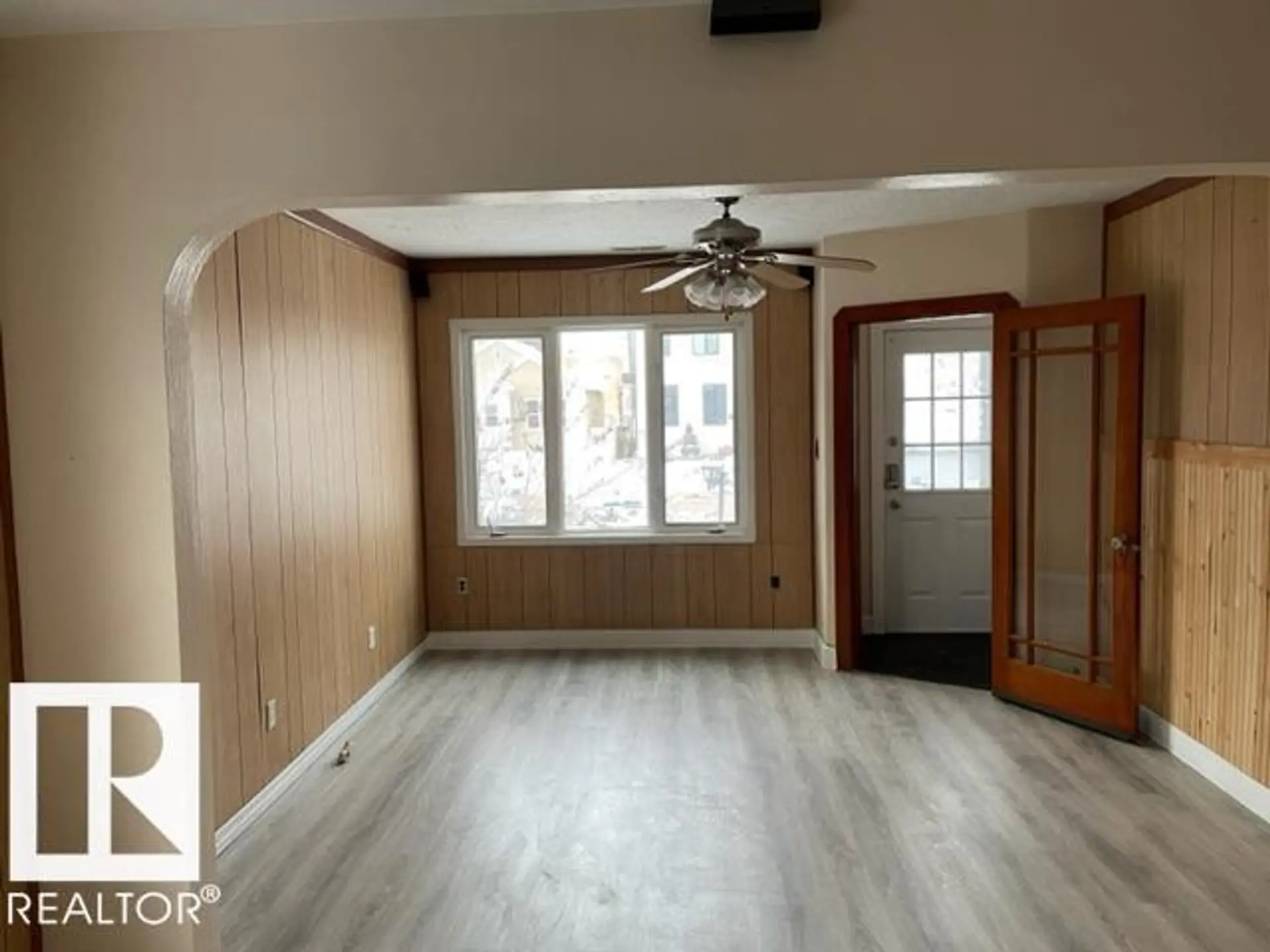 10917 96 ST NW - Image 4