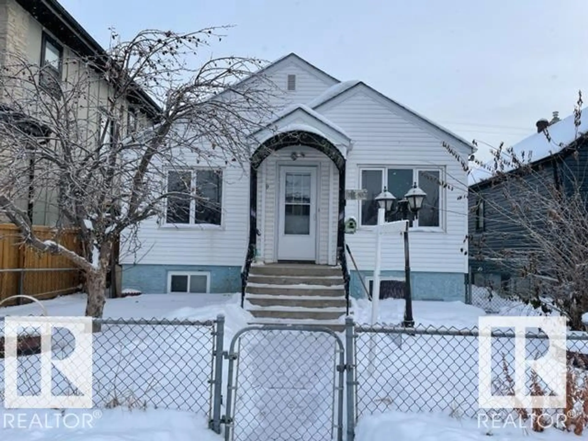 10917 96 ST NW - Image 1