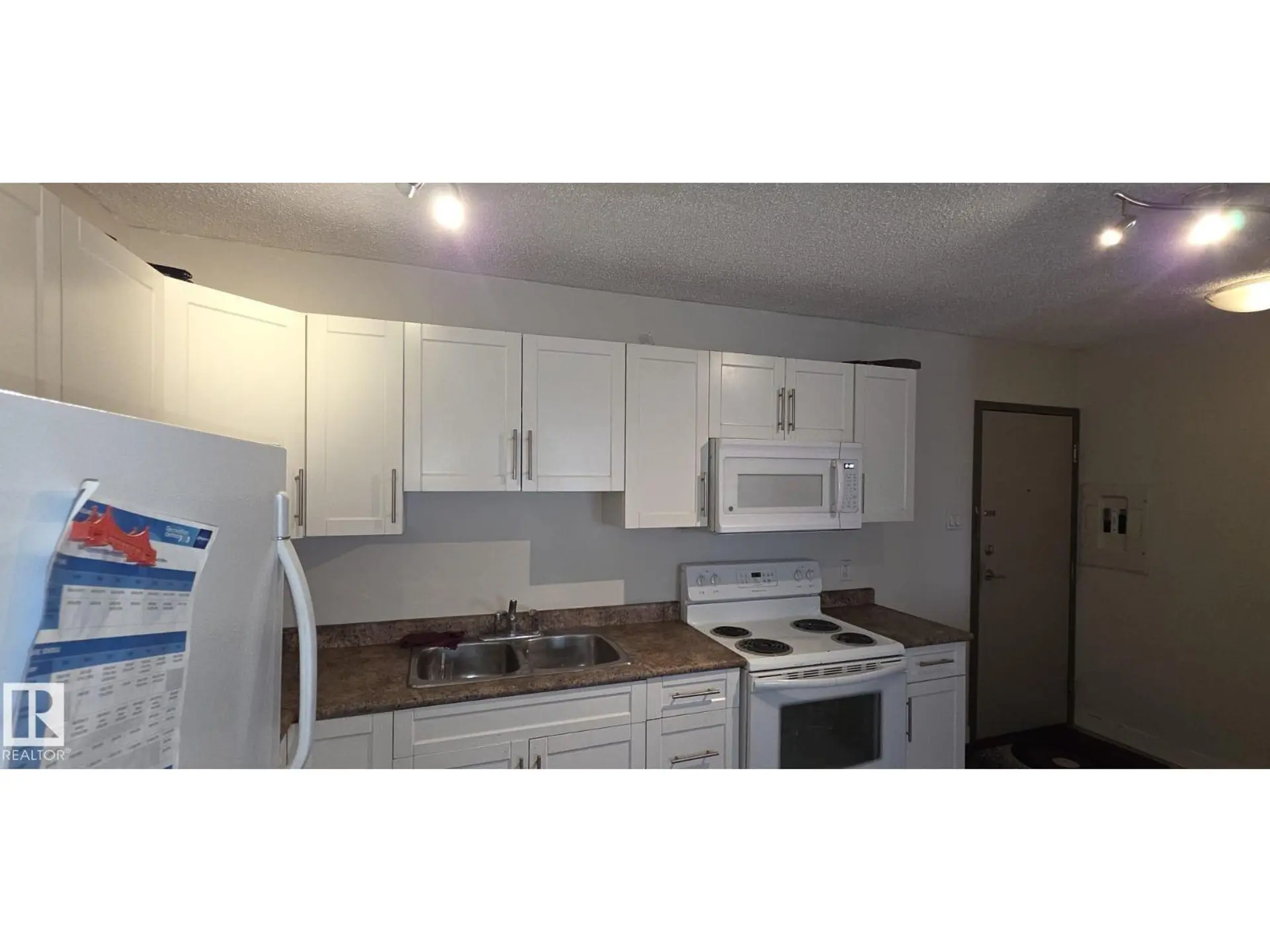 #507 9710 105 ST NW - Image 4