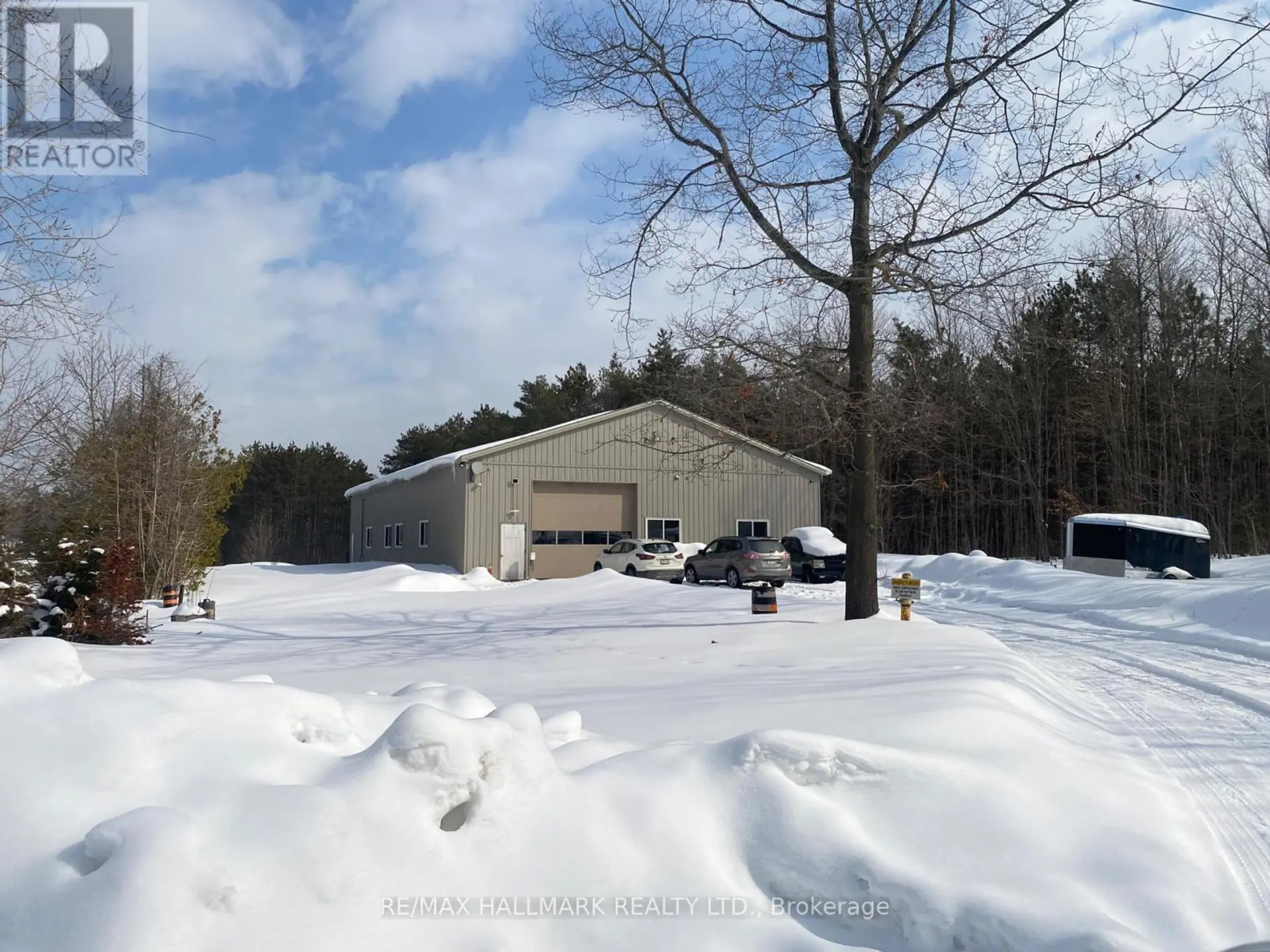4749 AURORA ROAD E - Image 11