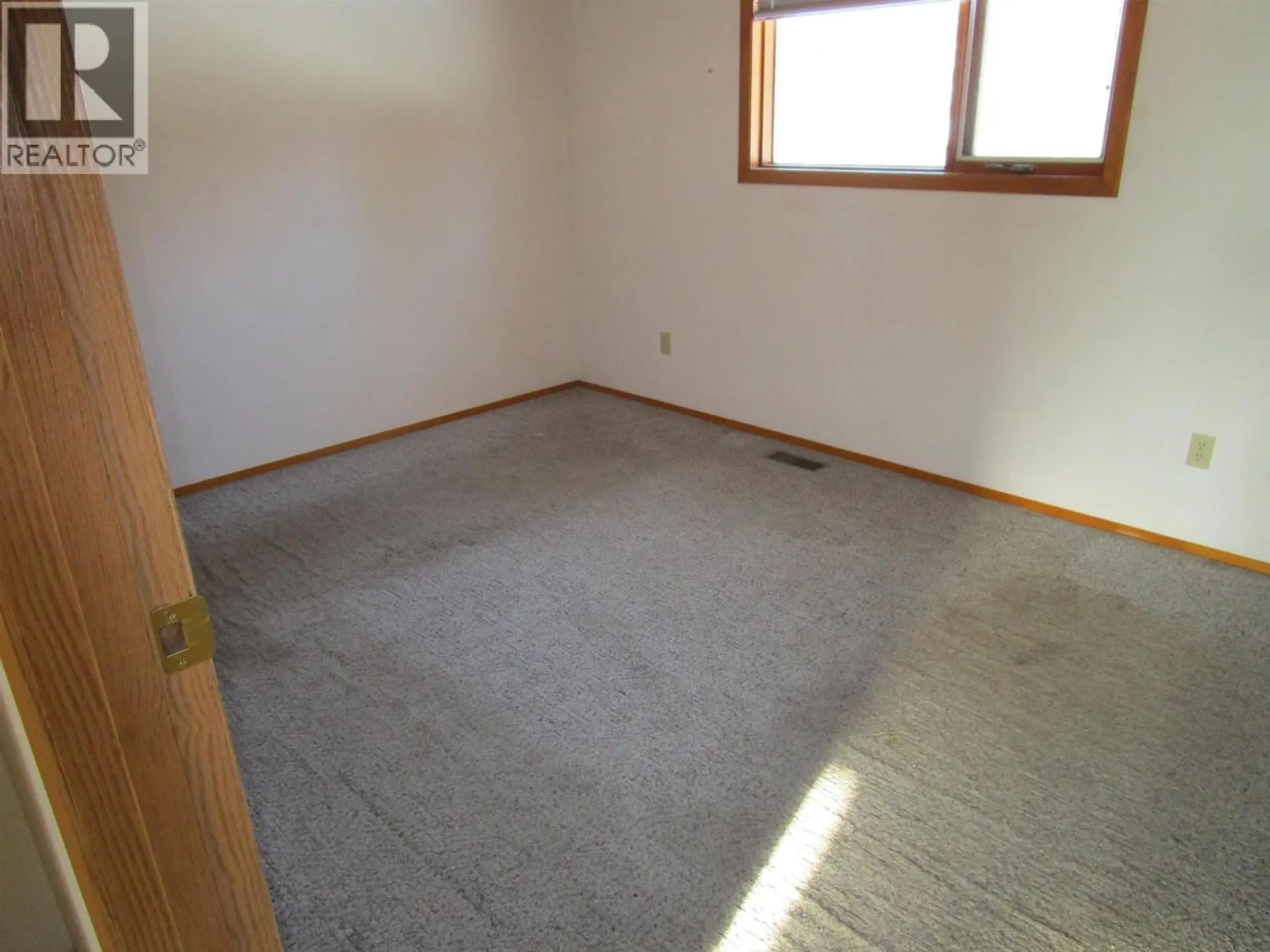 Property at 5982 HORSE LAKE ROAD, 100 Mile House, BC