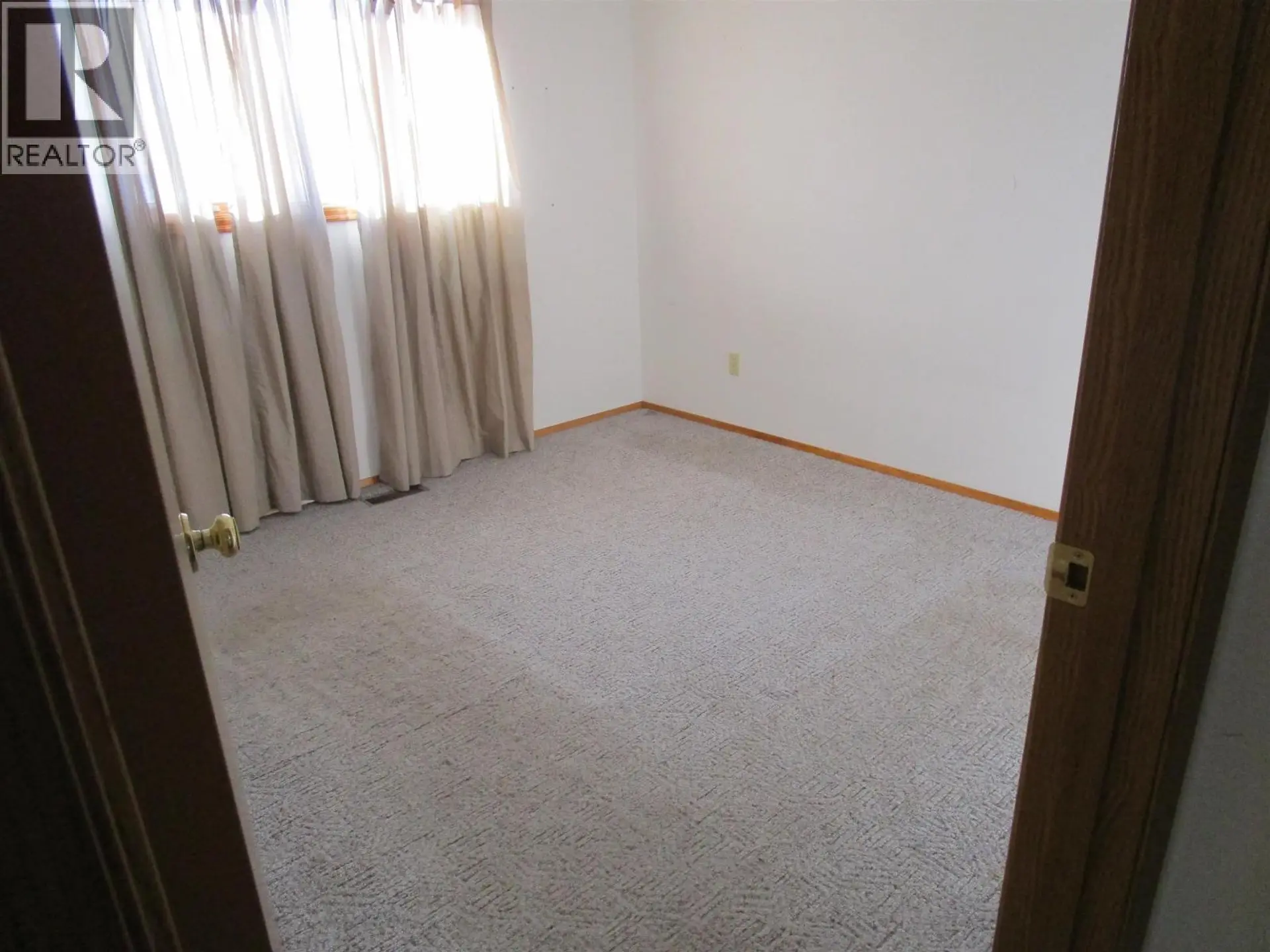 Property at 5982 HORSE LAKE ROAD, 100 Mile House, BC