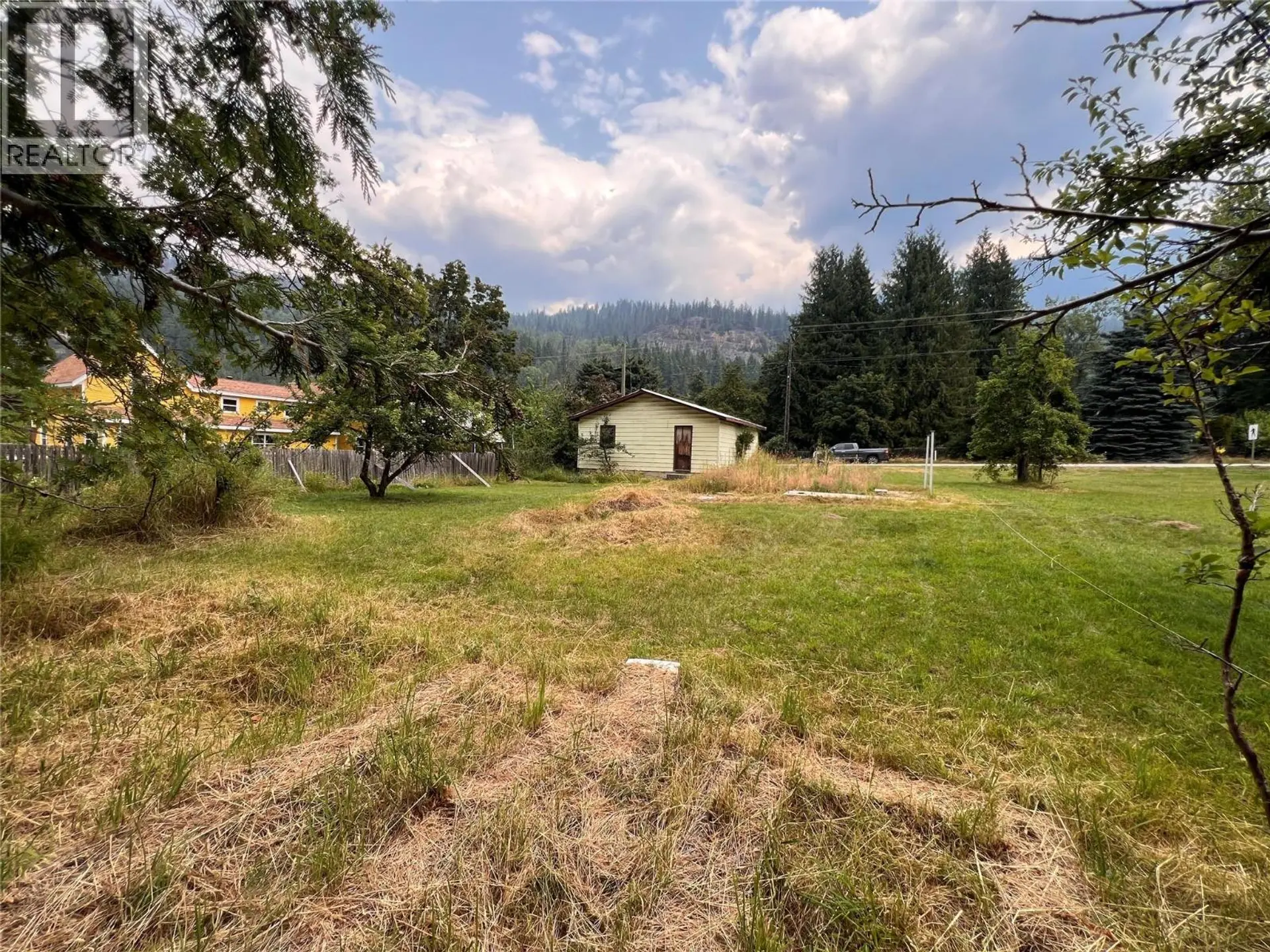 Property at 611 SLOCAN STREET, Slocan, BC