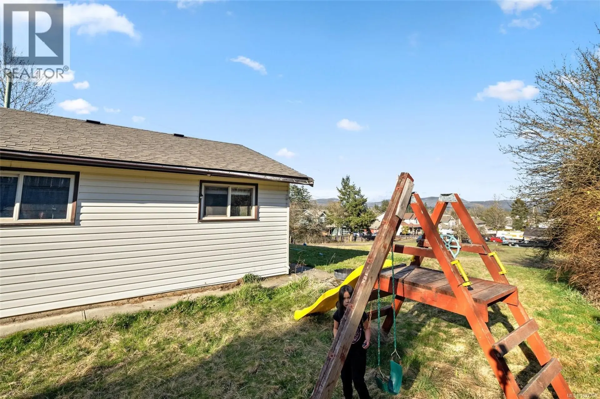 Property at 6128 MARSH RD, Duncan, BC