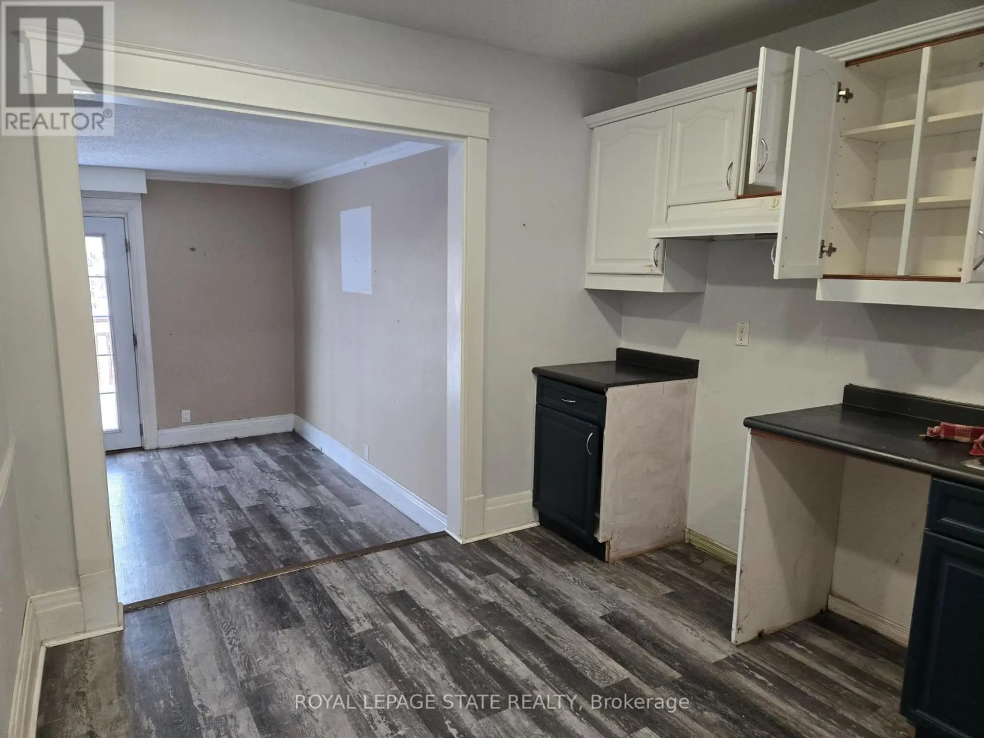 45 CHAPLIN AVENUE - Image 3