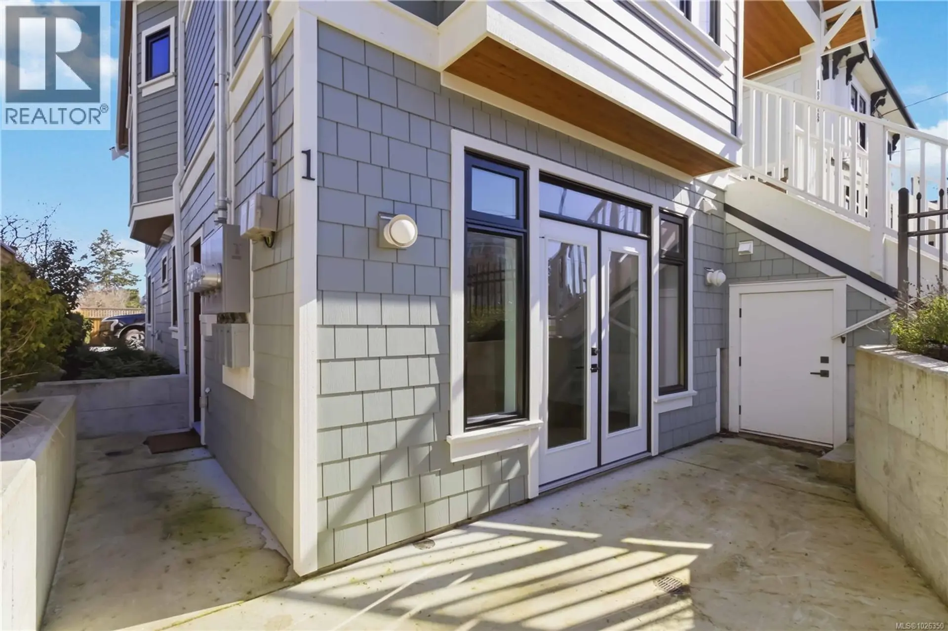 Property at #1 1915 FERNWOOD RD, Victoria, BC