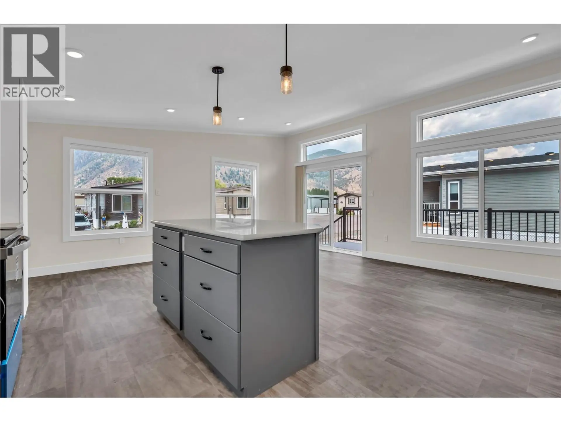 Property at #10 1118 MIDDLE BENCH ROAD, Keremeos, BC