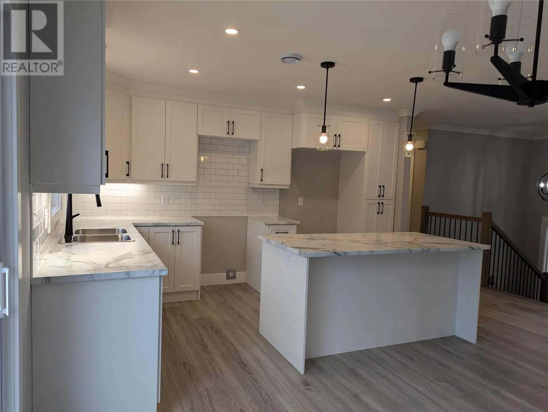 3 Seal Cove Road - Image 5