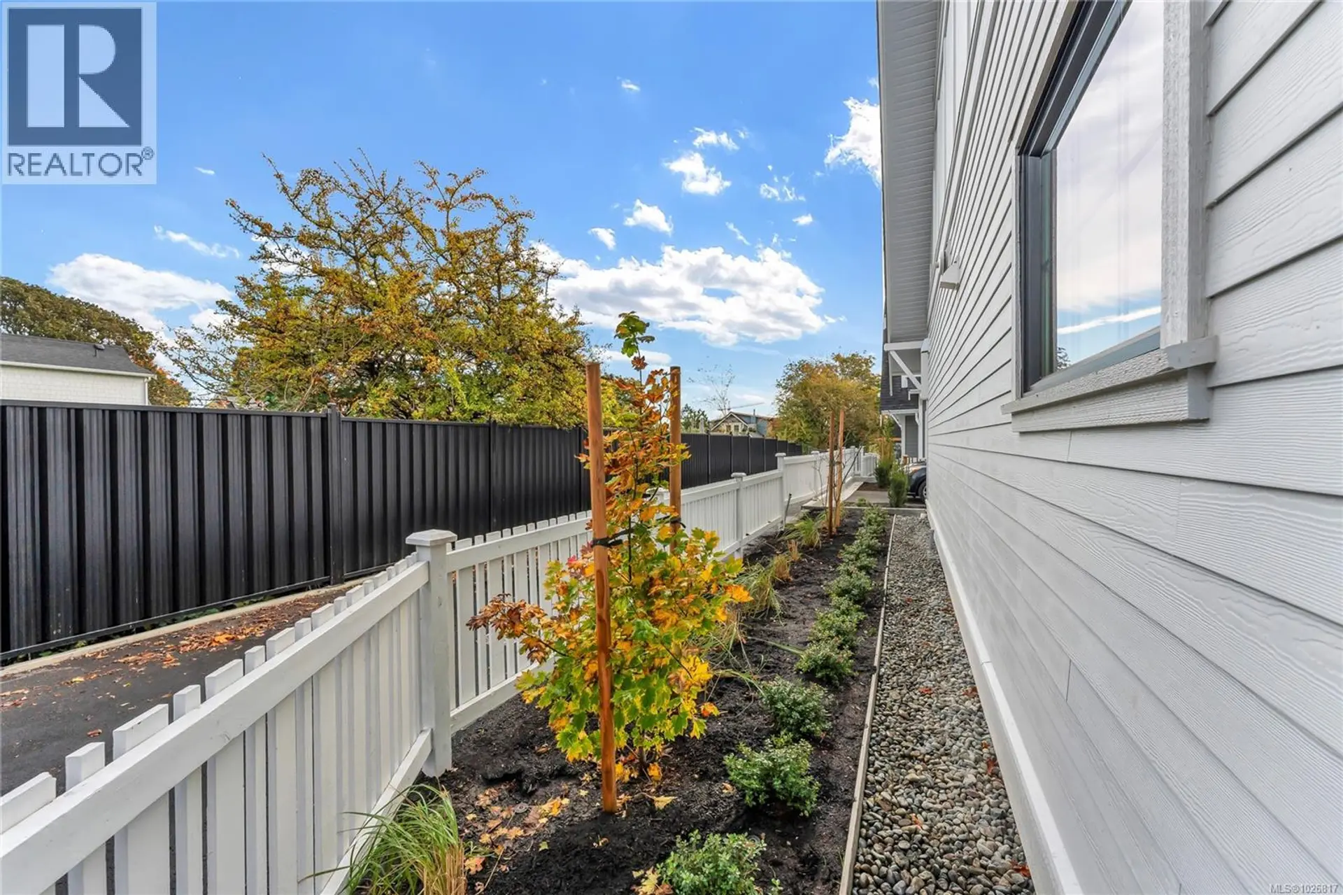 Property at #3 3098 WASHINGTON AVE, Victoria, BC